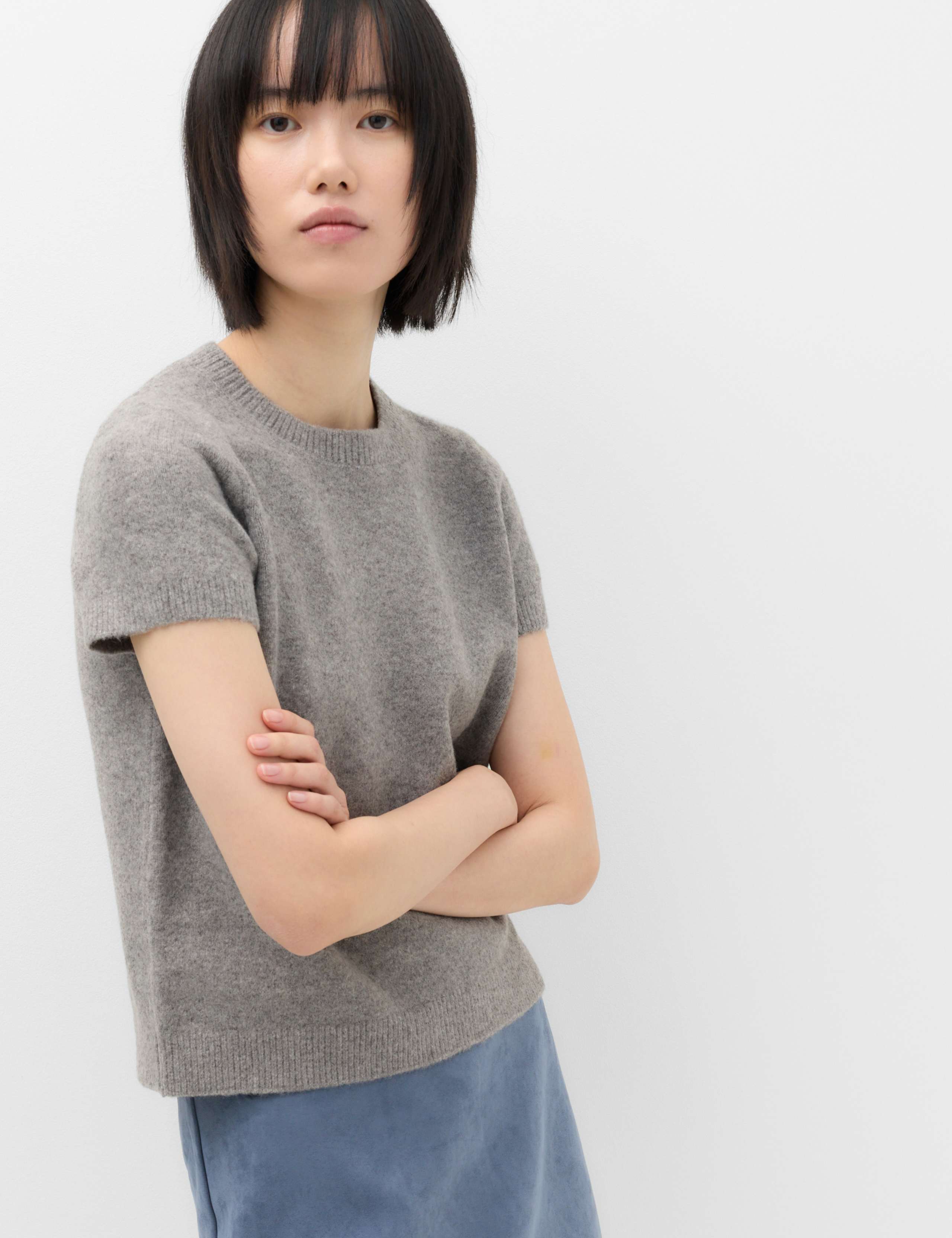 Crew Neck Short Knitted Top With Wool