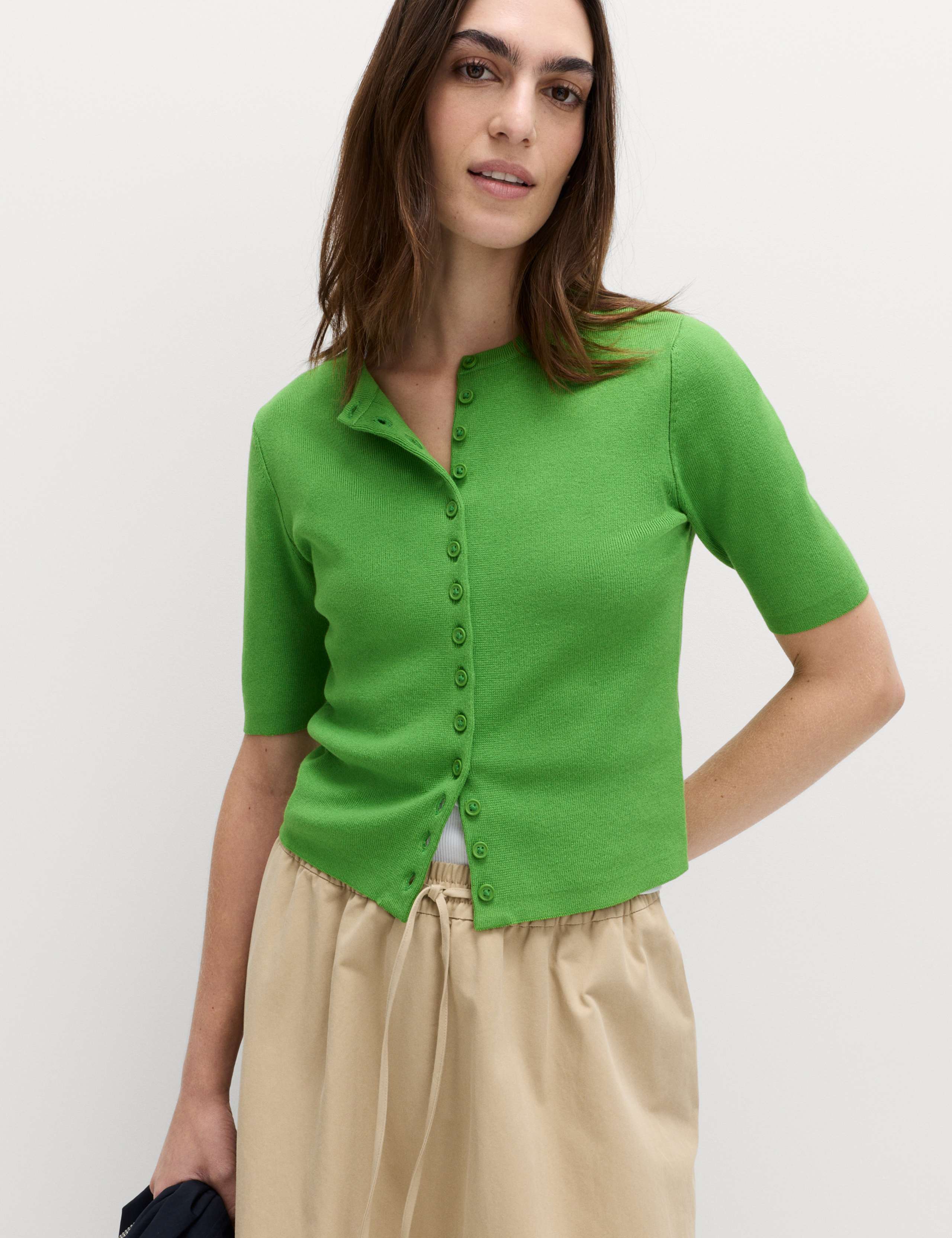 Crew Neck Cropped Cardigan