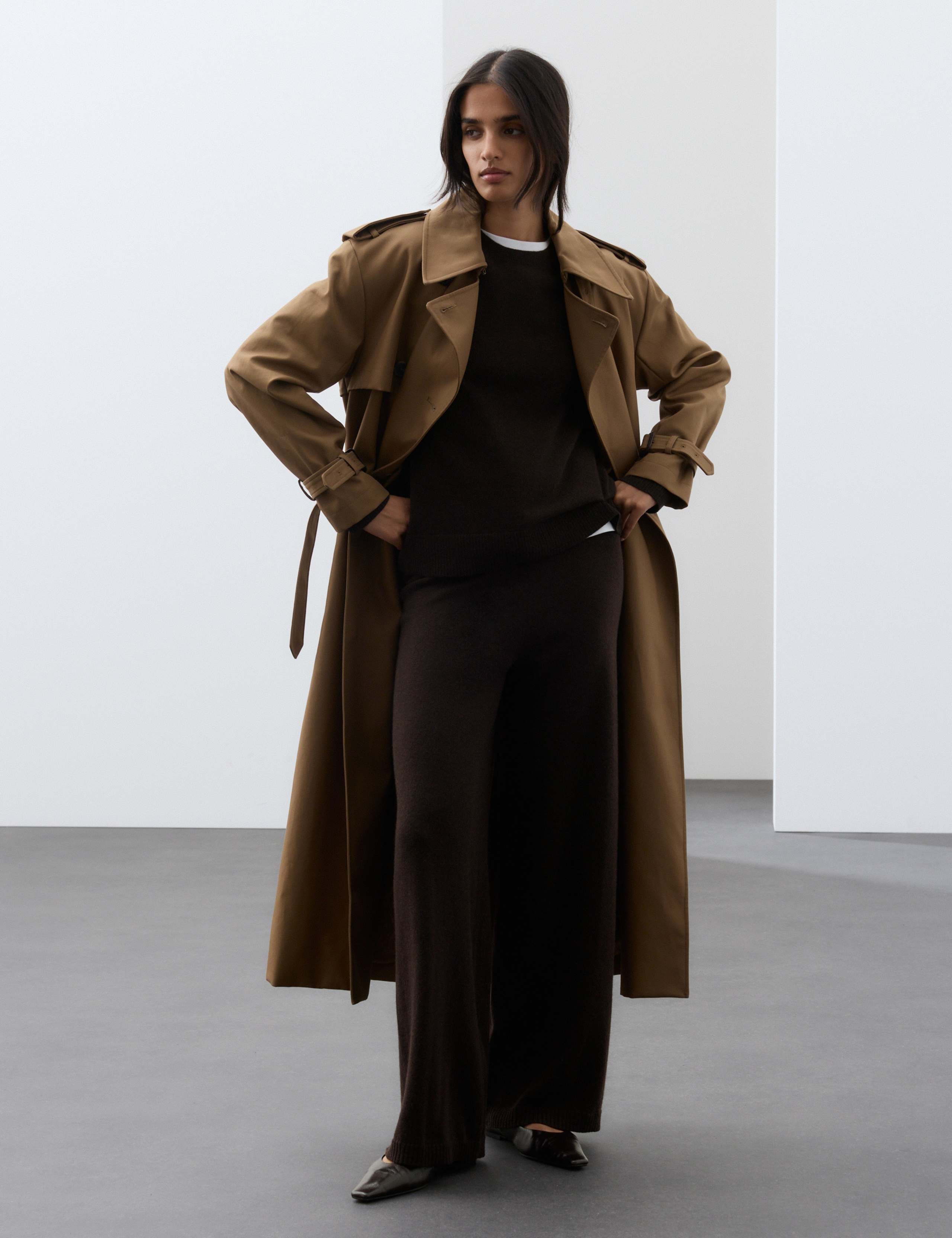 Cashmere Hoodie & Trouser Set 6 of 6