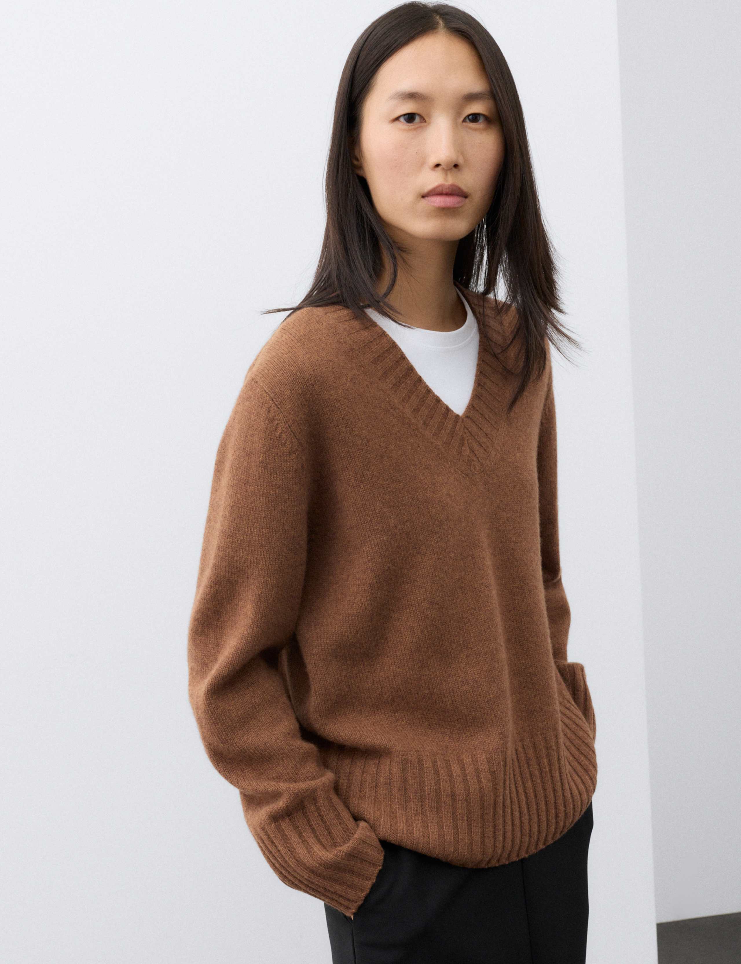 Pure Cashmere V Neck Relaxed Fit Jumper