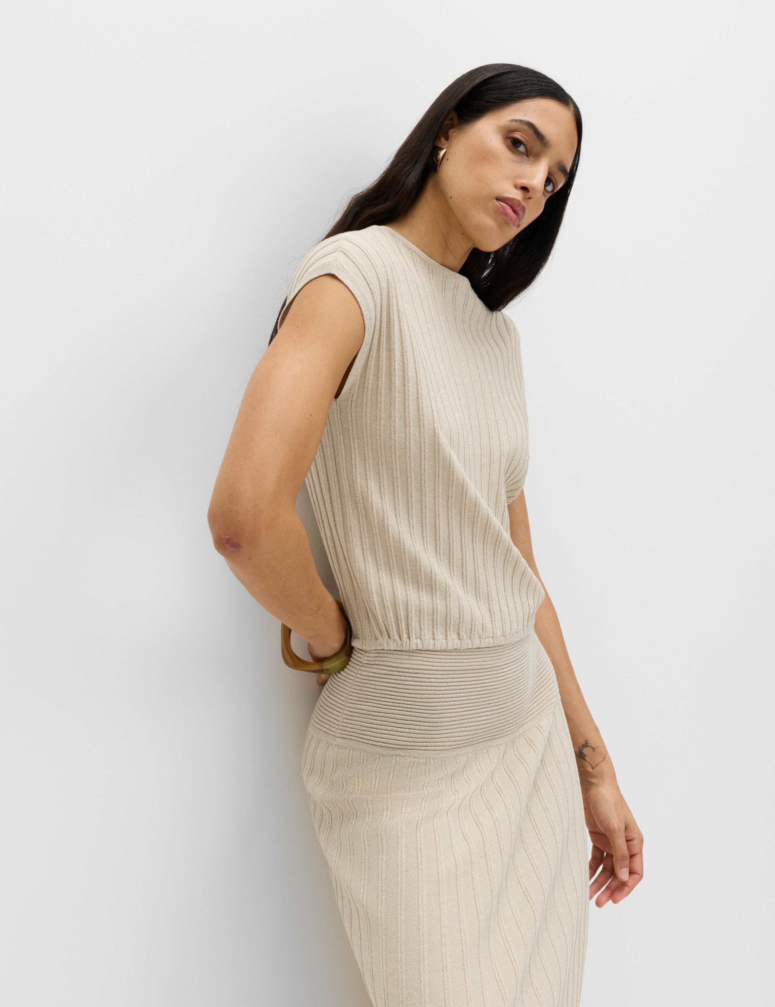 Sparkly Ribbed Crew Neck Knitted Top