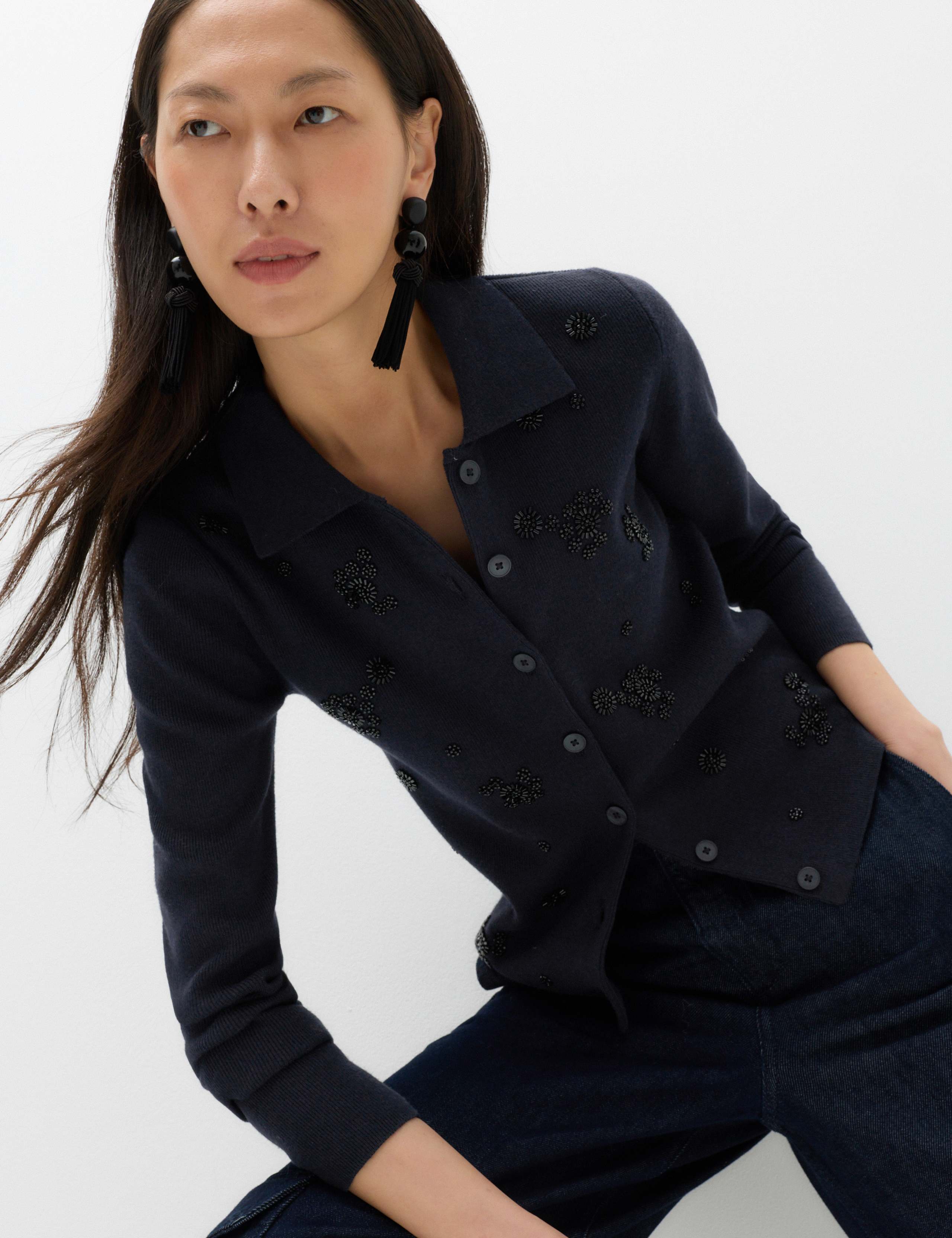 Embellished Collared Fitted Cardigan