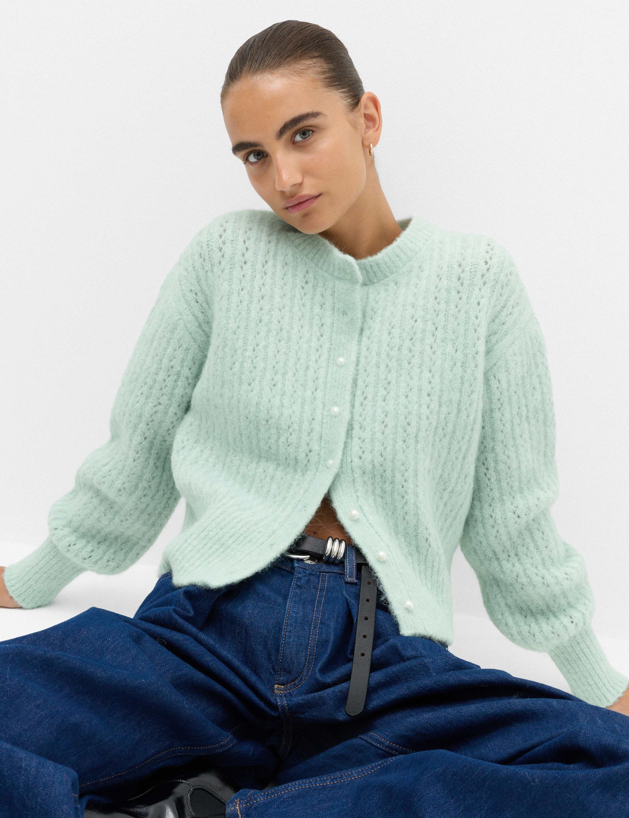 Blouson Sleeve Cropped Cardigan with Wool