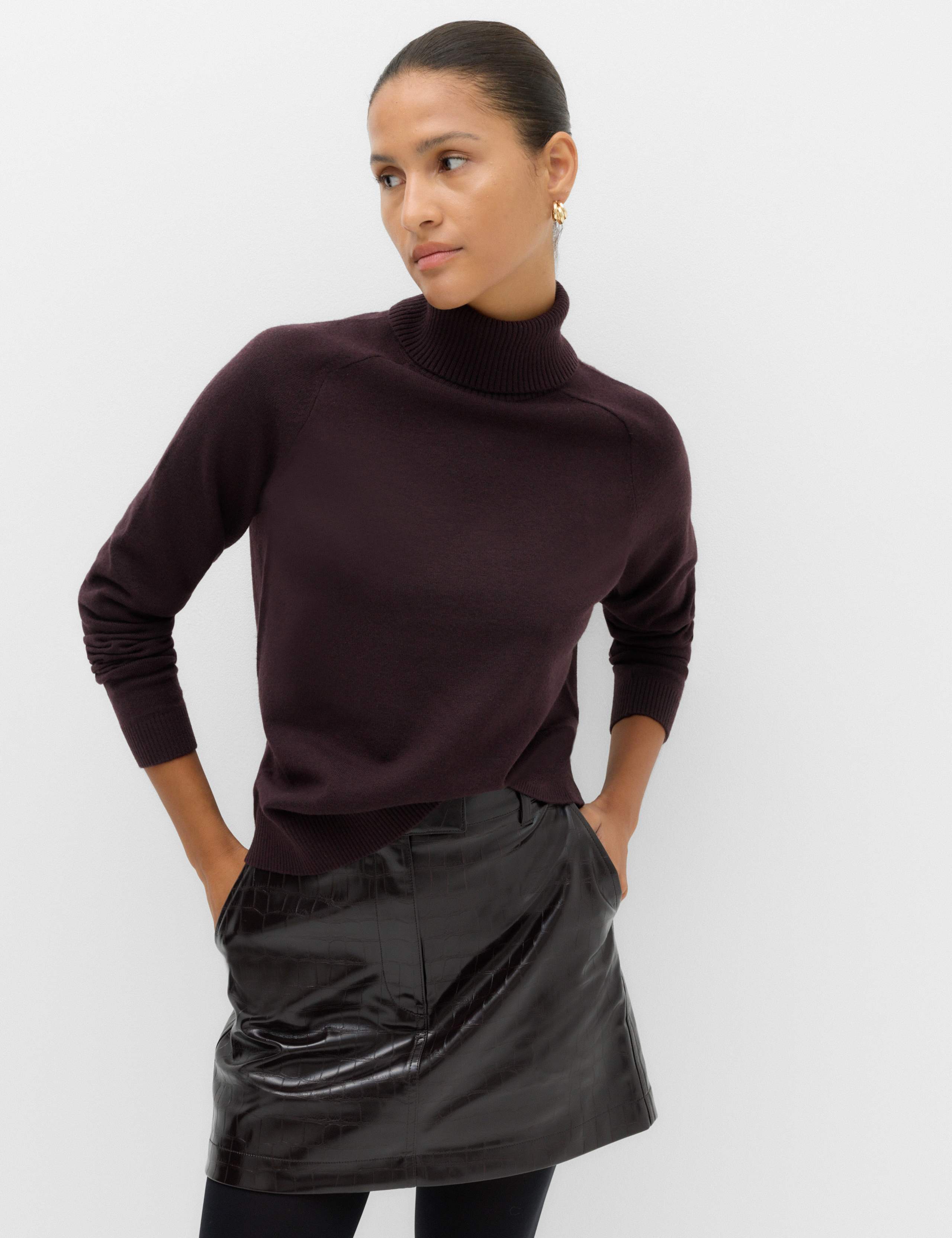 Air-Yarn Roll Neck Jumper