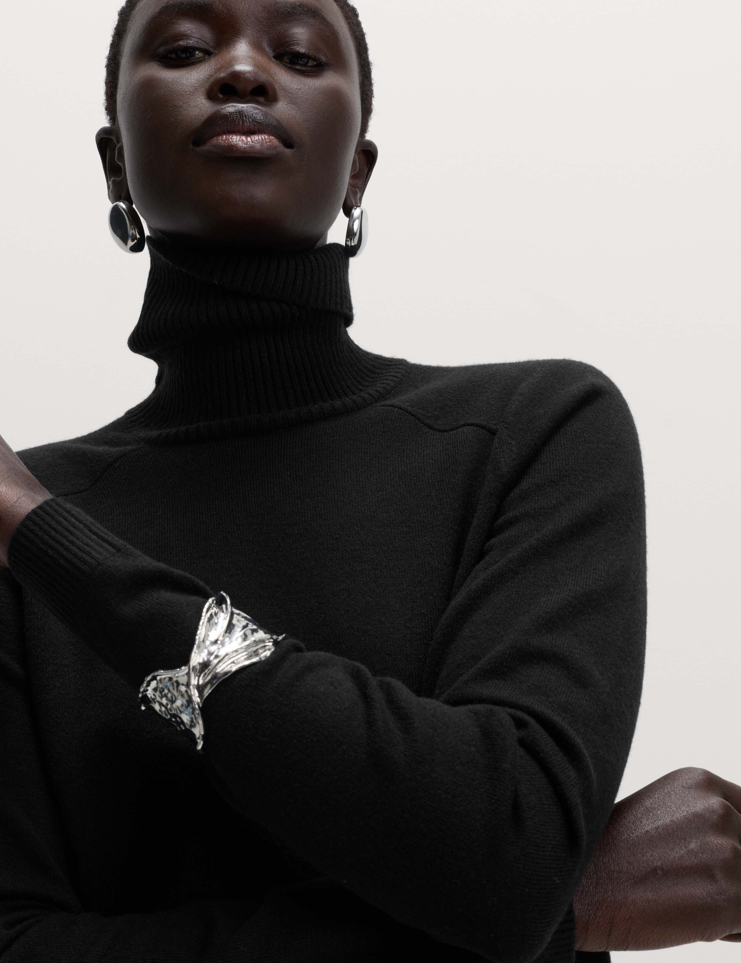 Air-Yarn Roll Neck Jumper