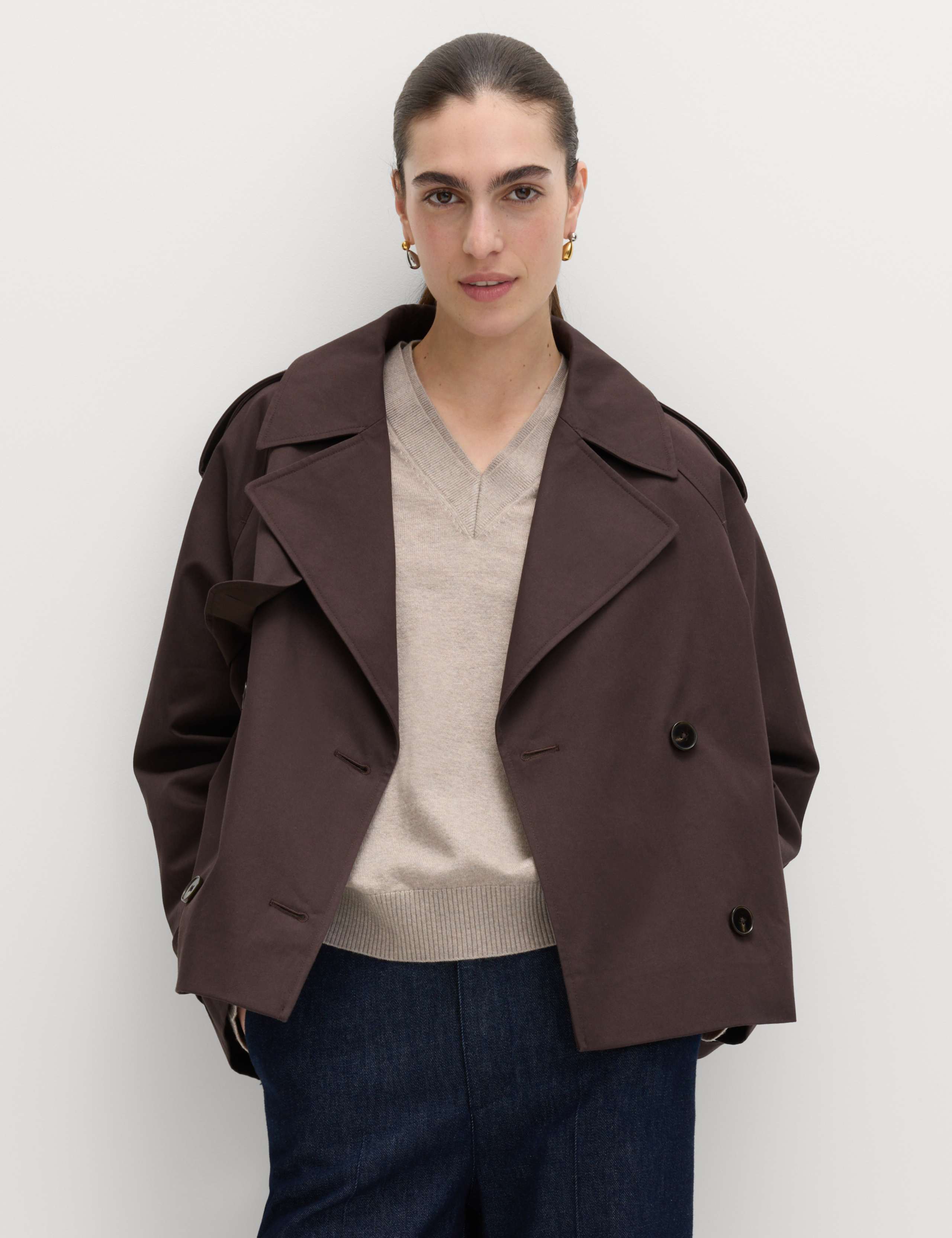 Air-Yarn V-Neck Jumper