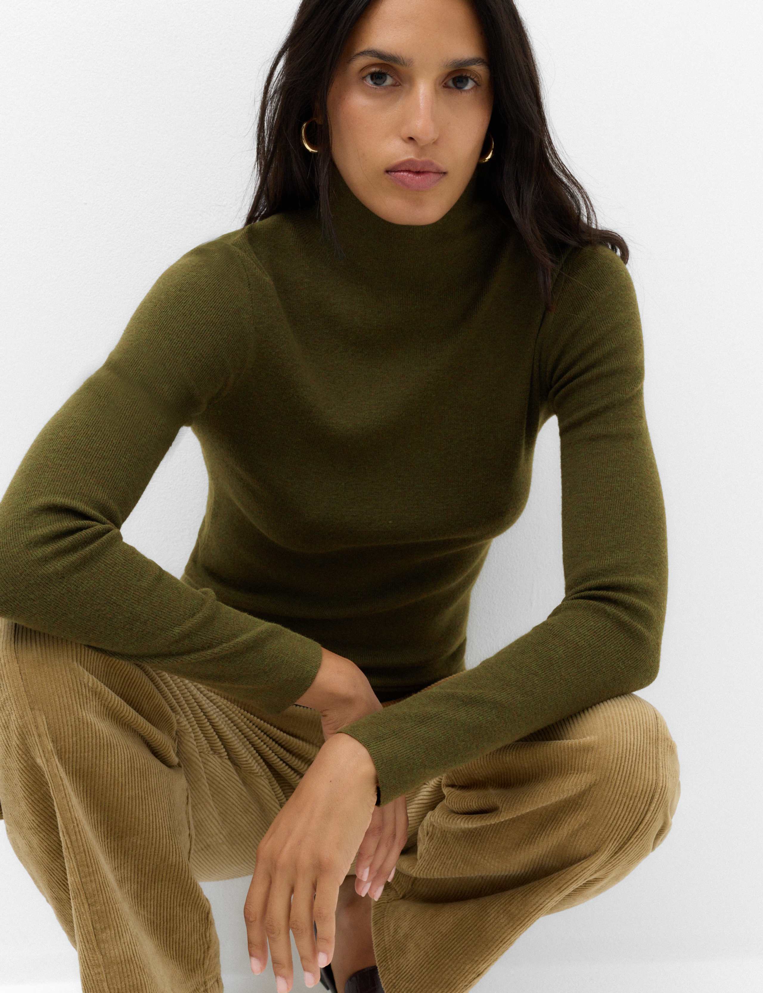 Funnel Neck Fitted Knitted Top With Wool