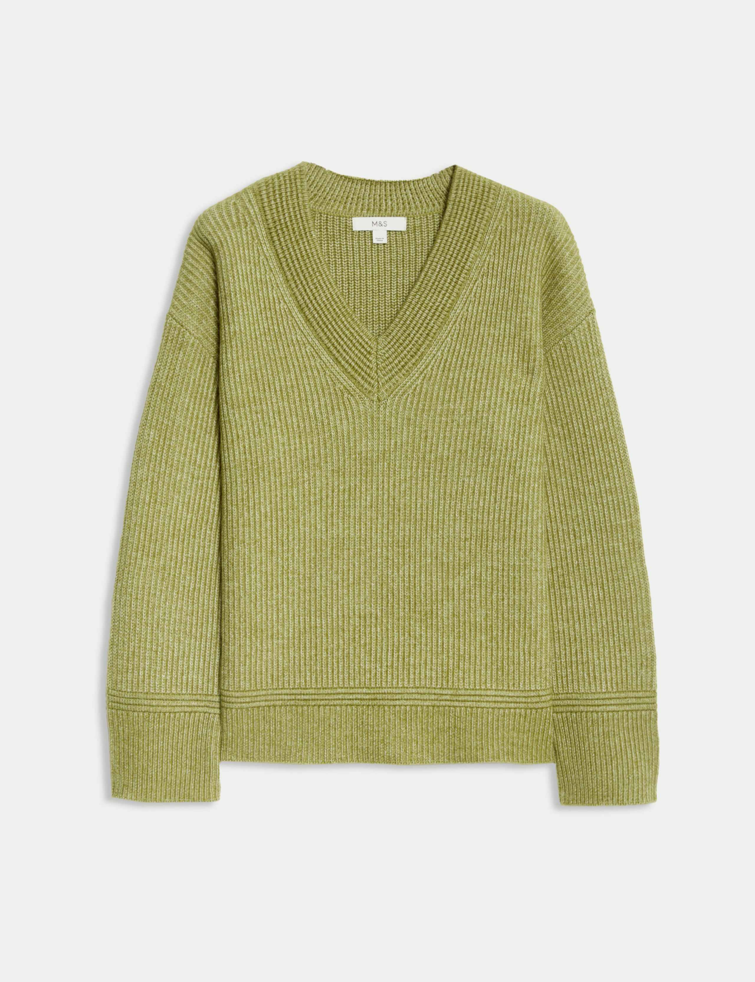 Cloud-Yarn Ribbed V-Neck Jumper