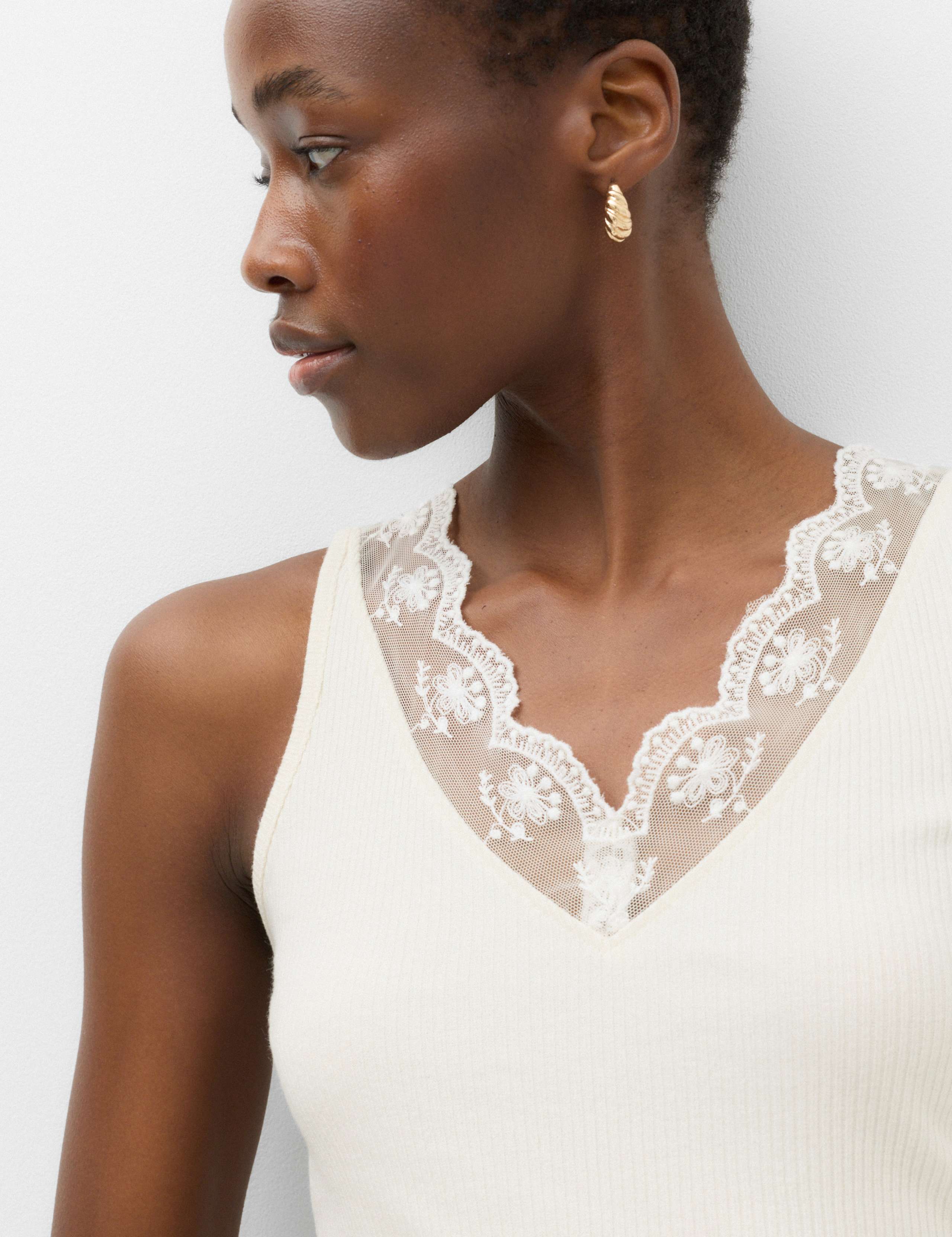 Ribbed Lace Trim Vest
