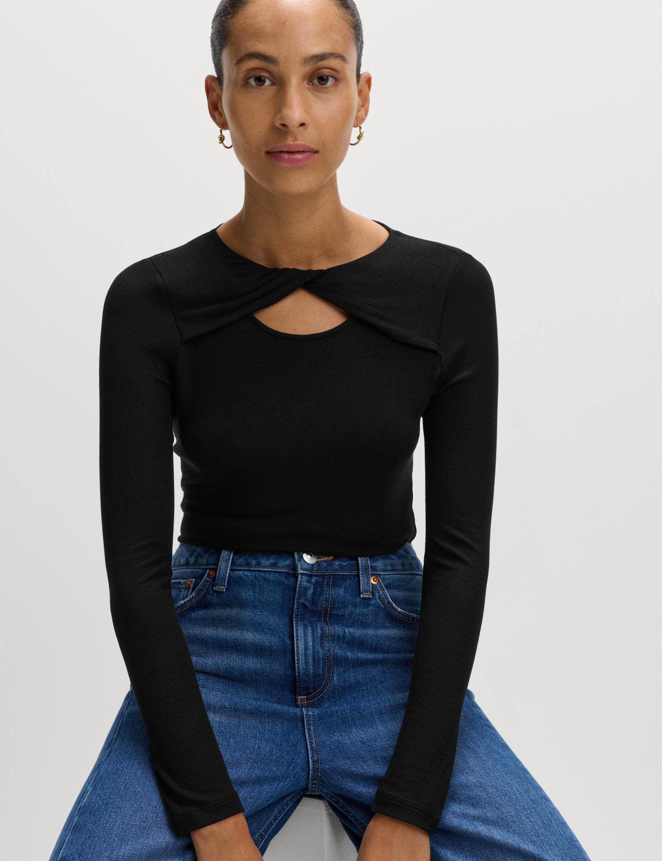 Ribbed Twist Front Top