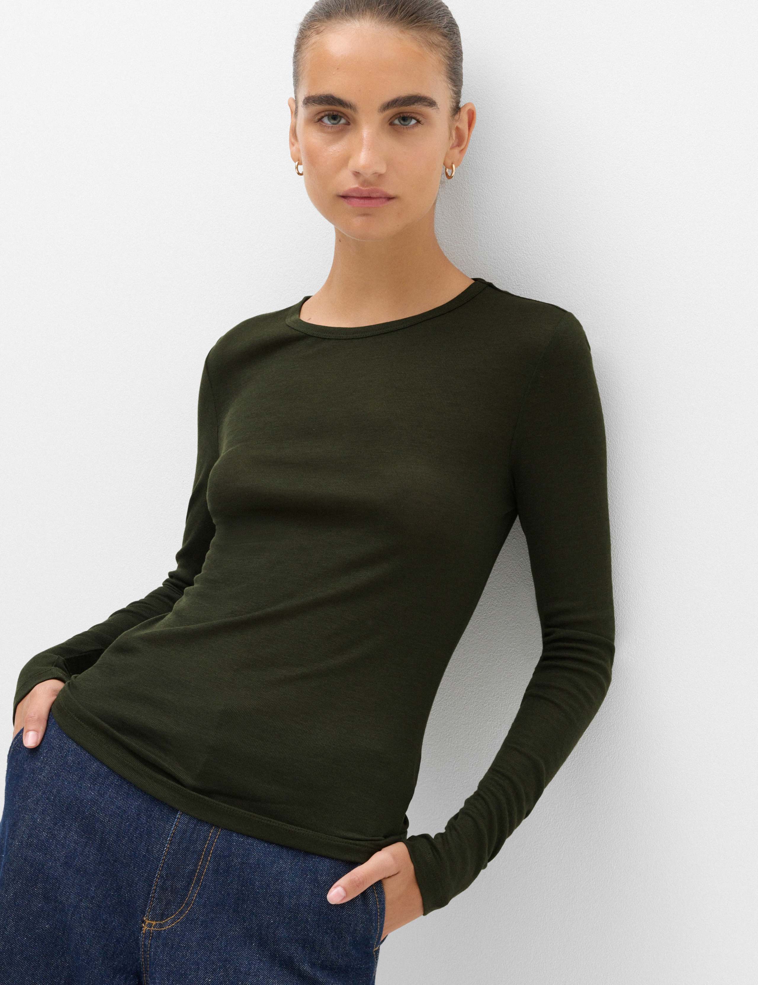 Long Sleeve Crew Neck Top With Wool