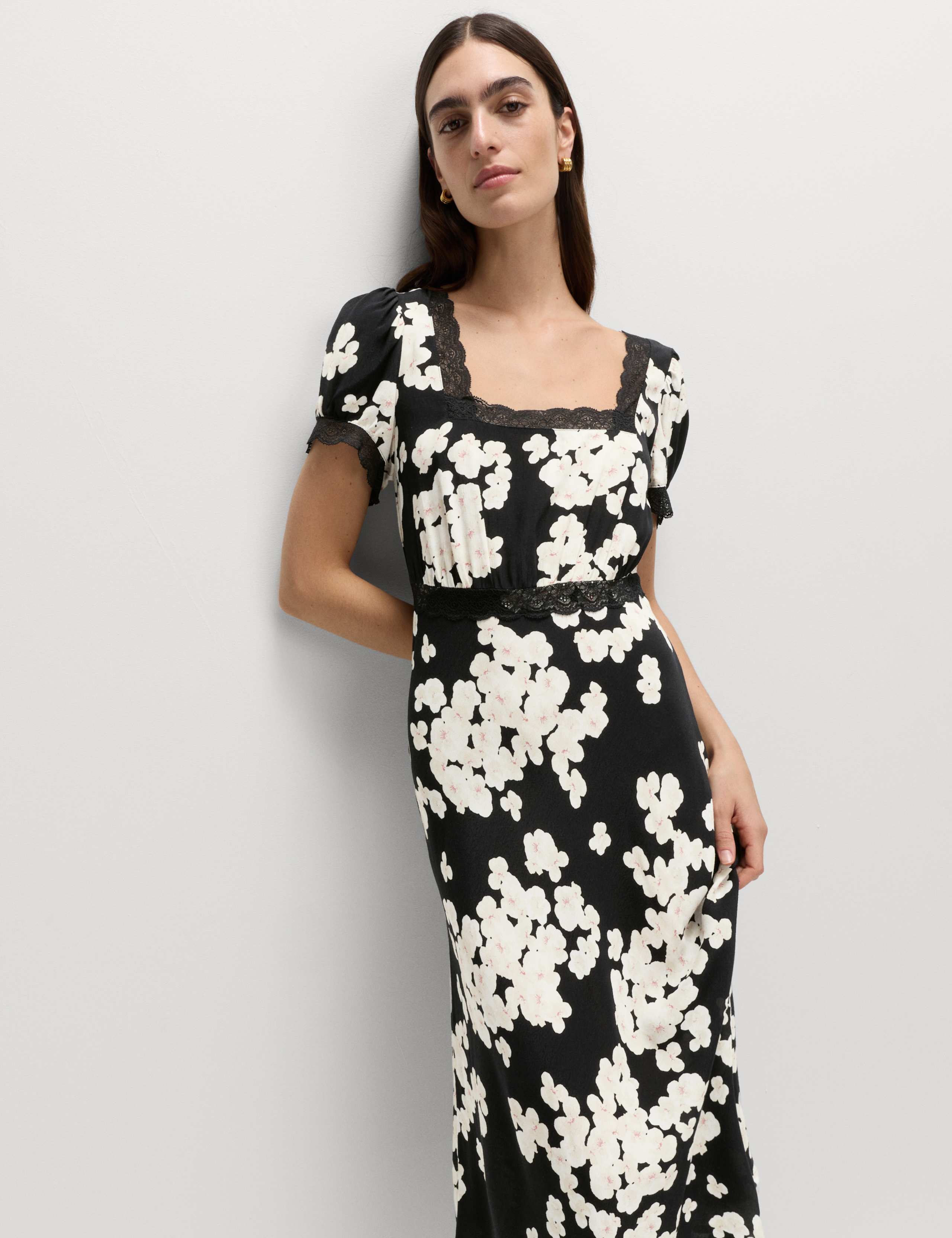 Floral Lace Detail Midaxi Tea Dress