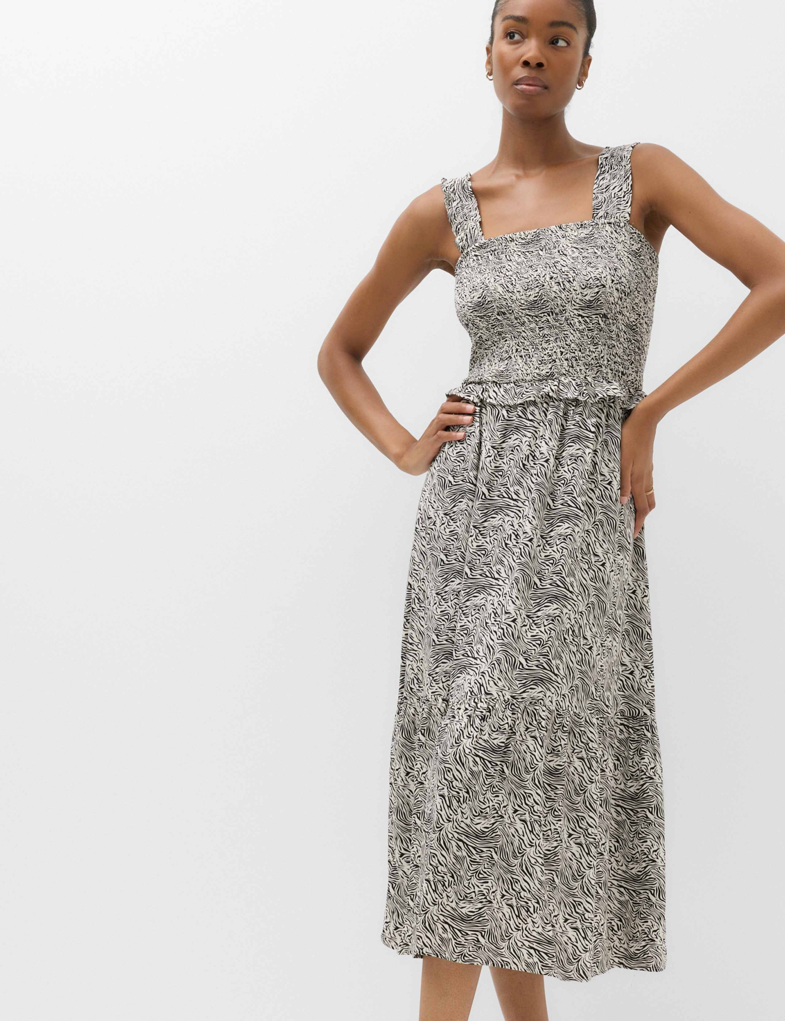 Printed Square Neck Midi Waisted Dress