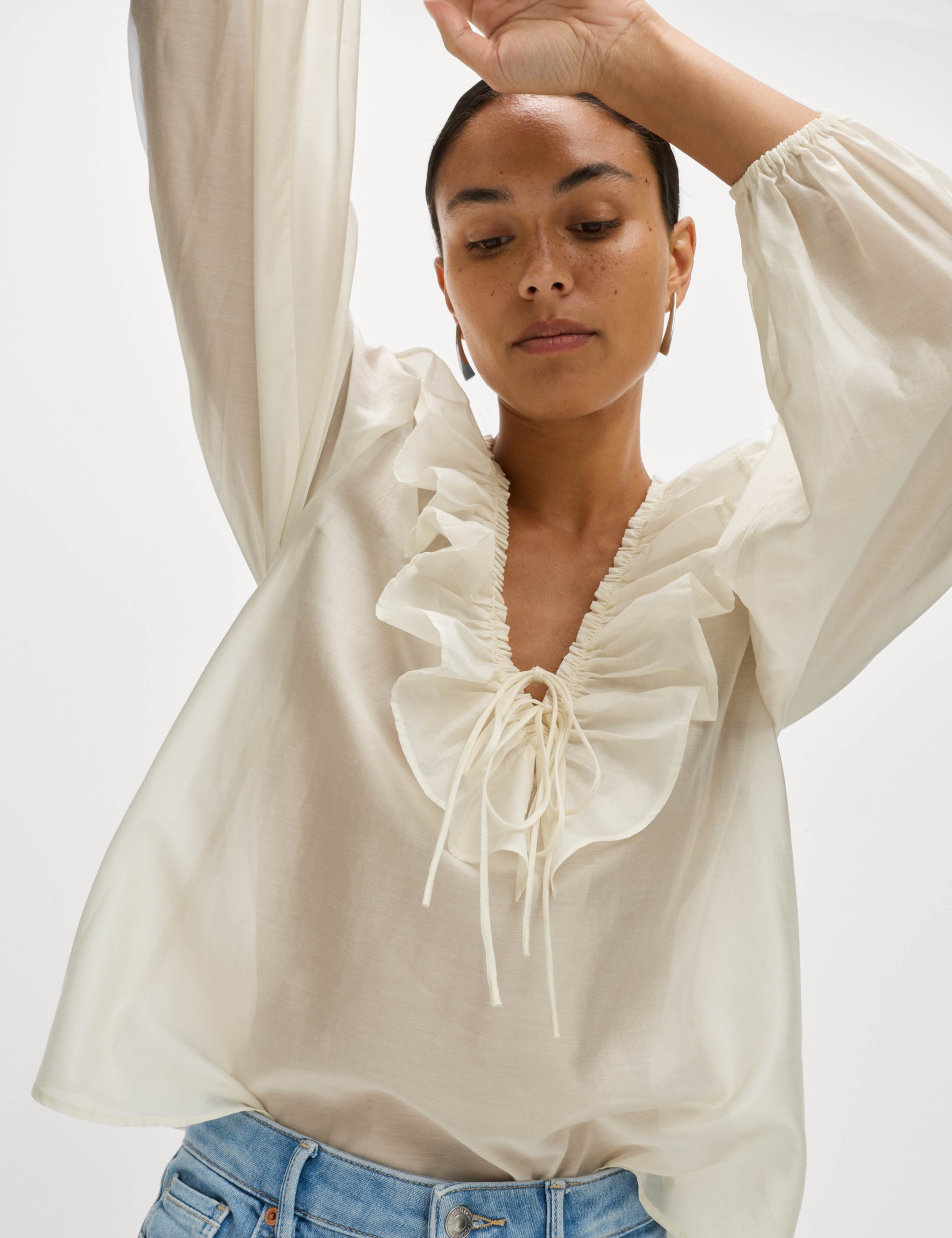 Lyocell Rich Frill Detail V-Neck Top