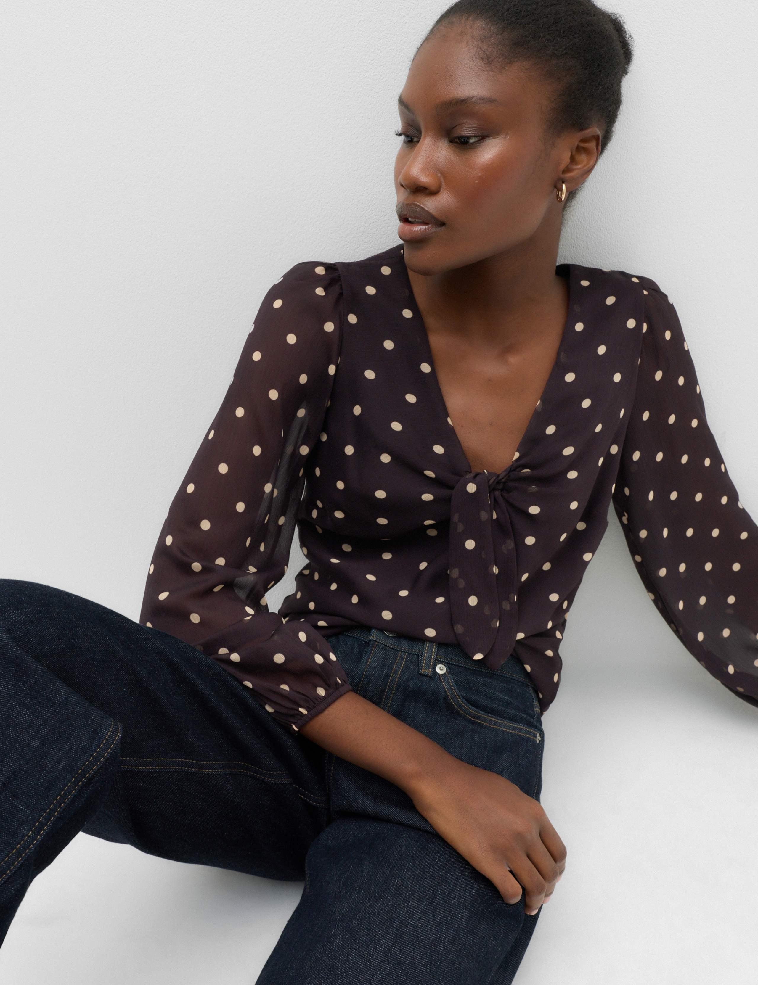 Printed V Neck Fitted Top