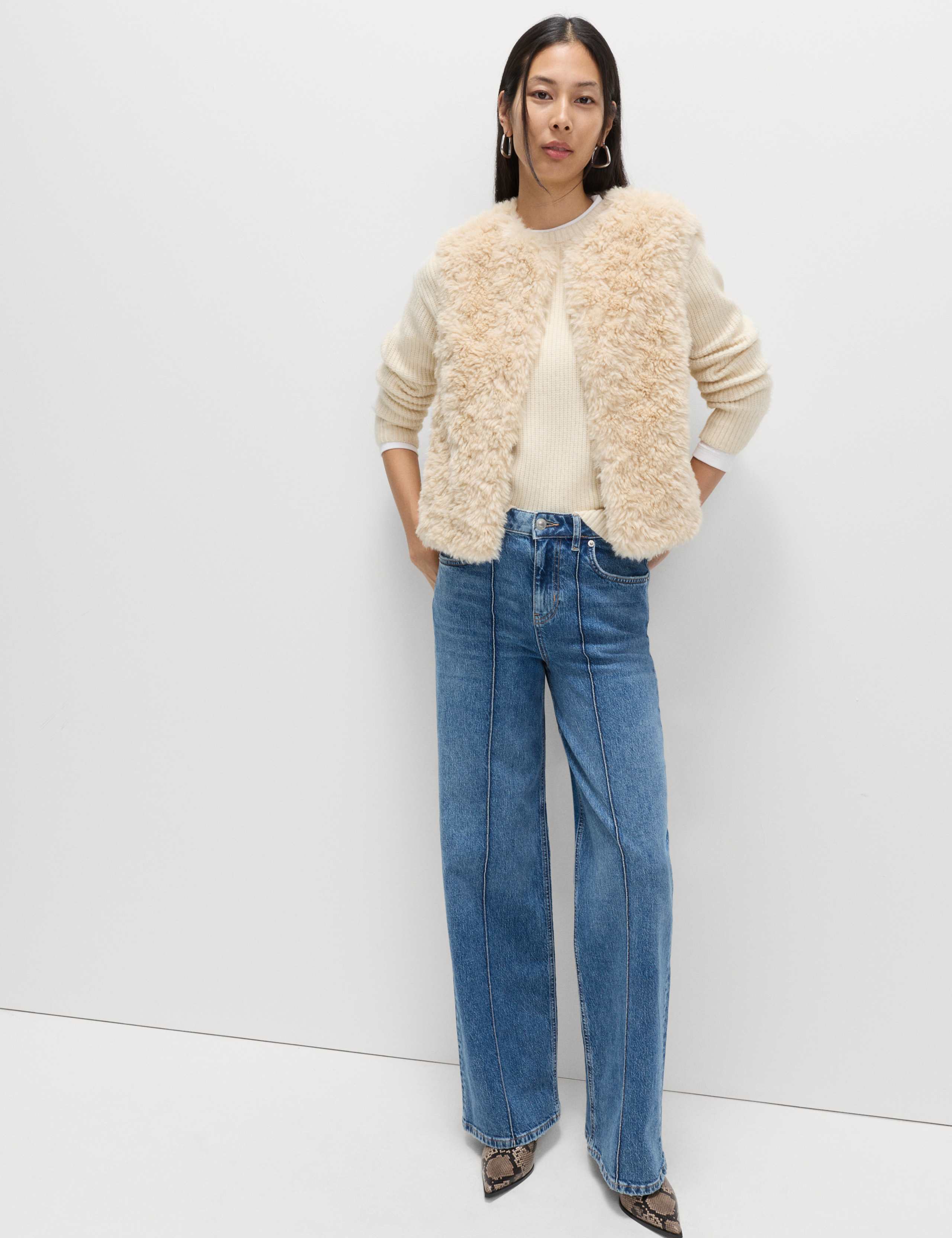 Faux Fur Textured Gilet