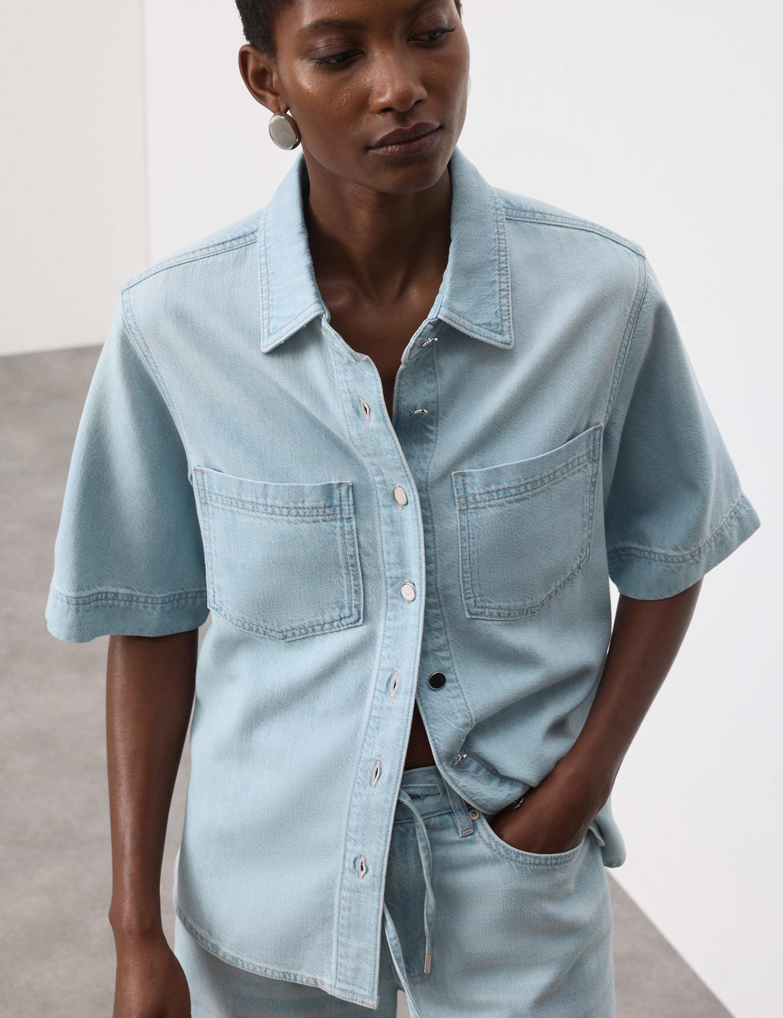 Shirt & Jeans Set 4 of 6