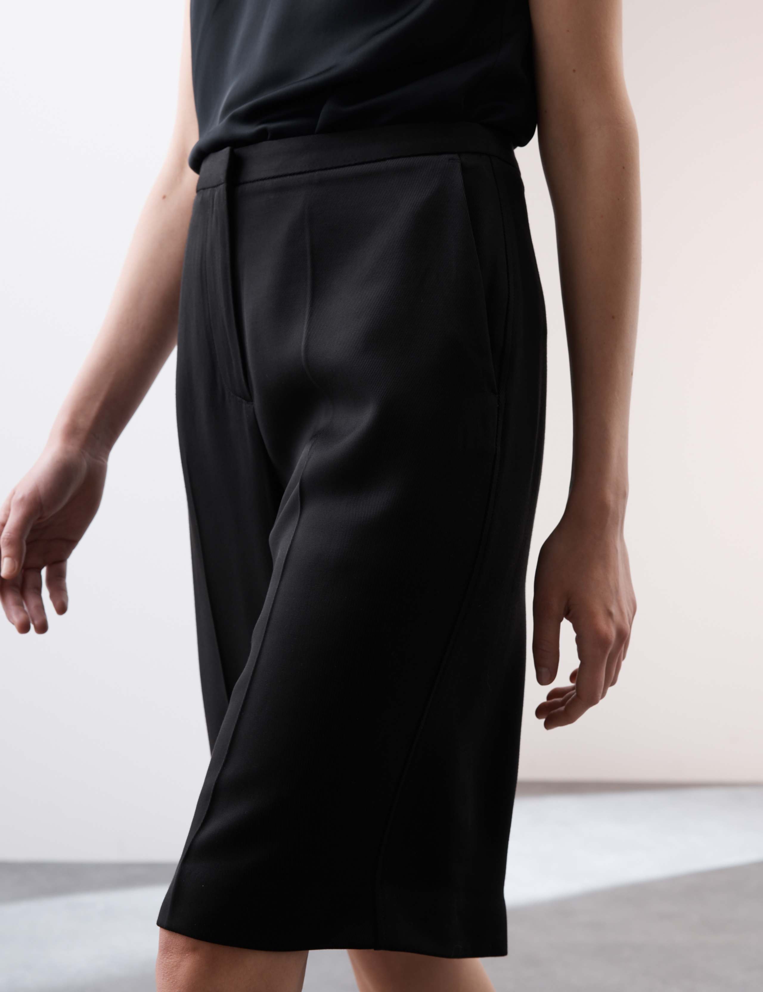 Twill High Waisted Bermuda Shorts