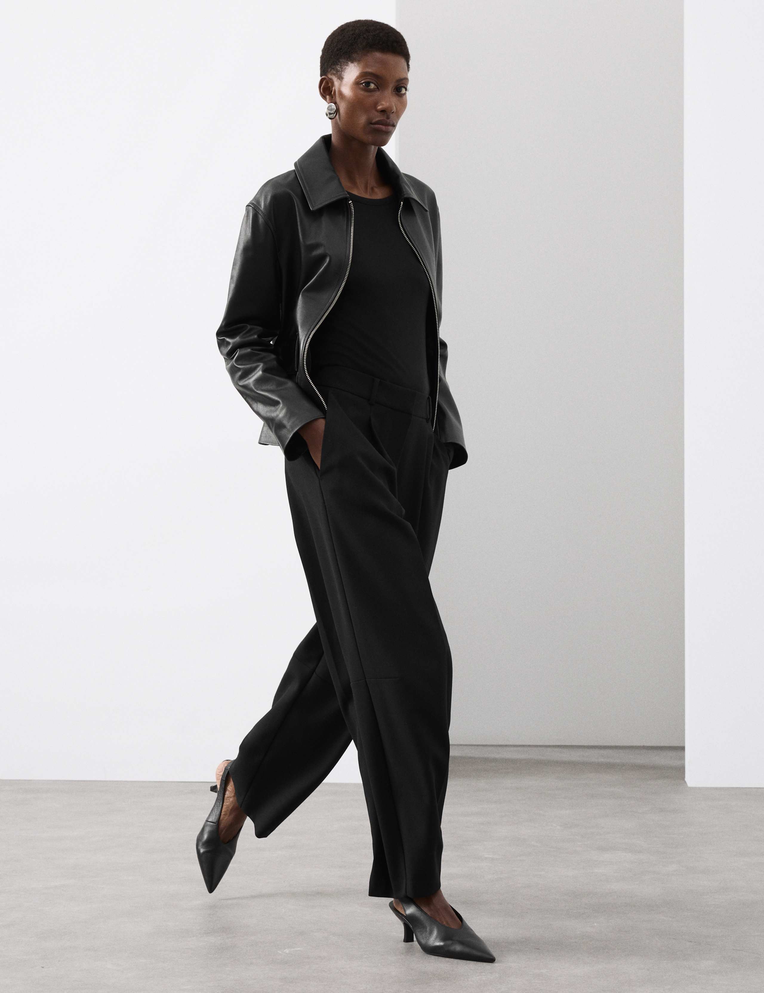 Tailored Barrel Leg Trousers with Wool