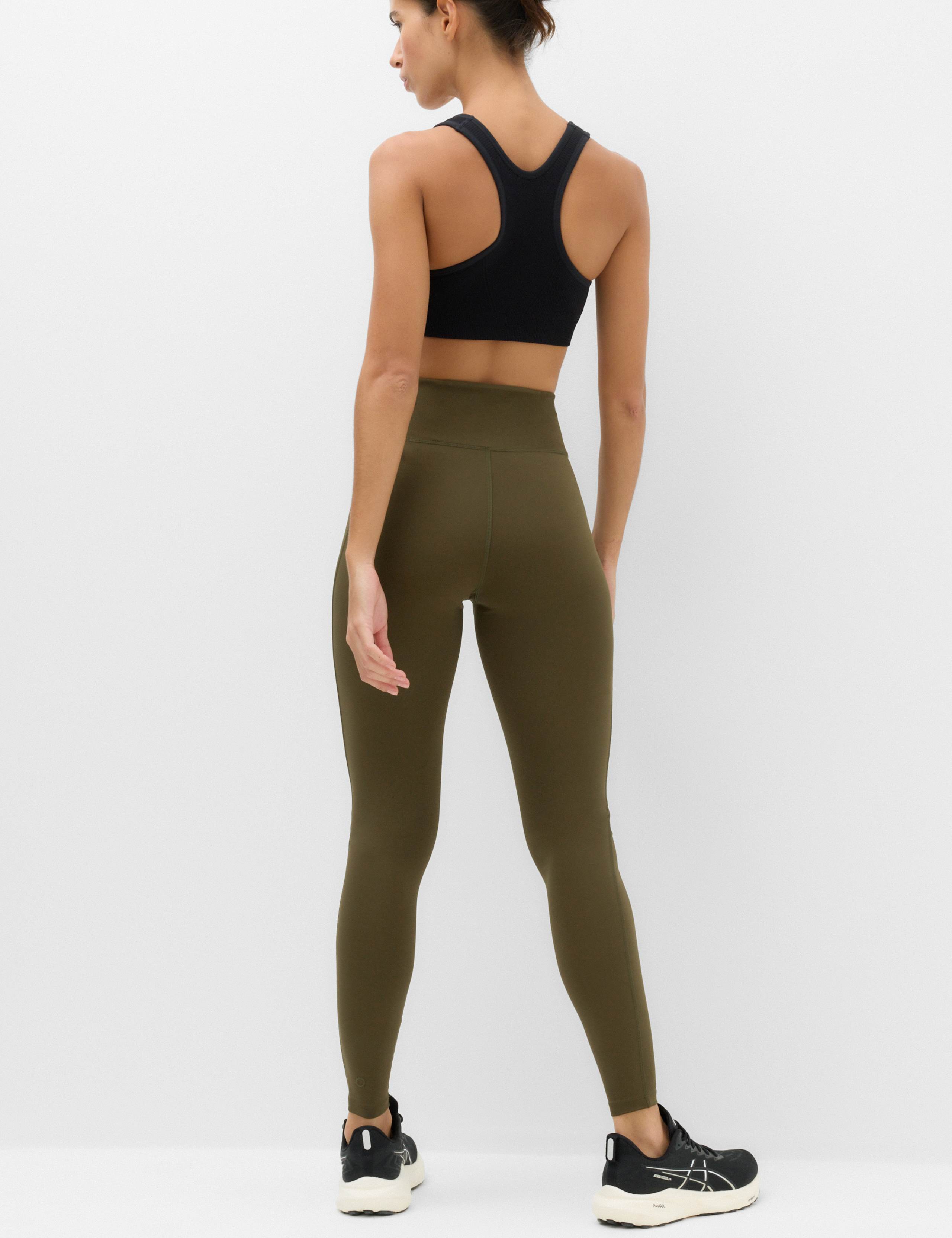 Essential Top & Legging Set 6 of 6