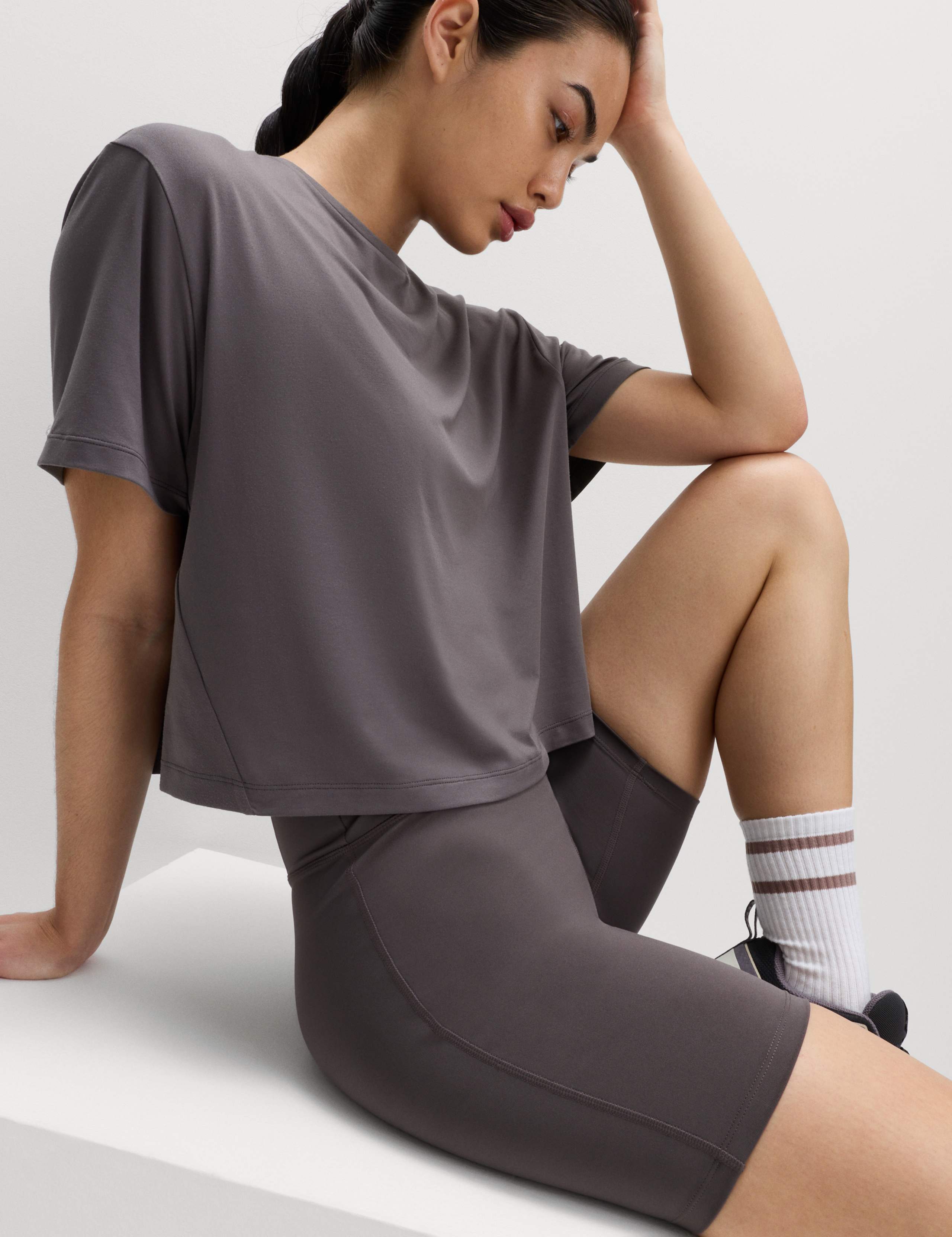 Essential T-Shirt & Leggings Set 6 of 6