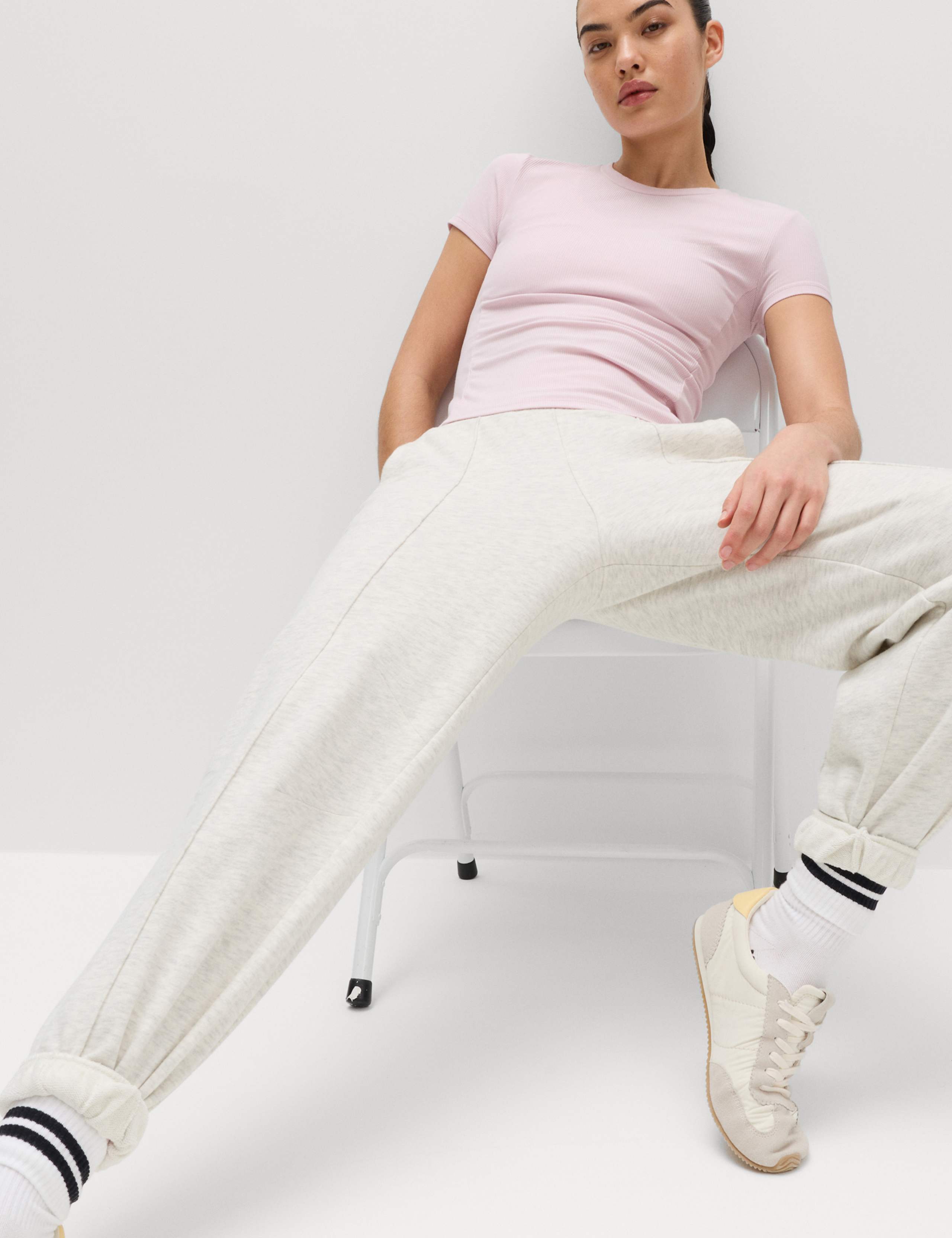 Modal Rich Rib Round Neck Fitted T-Shirt