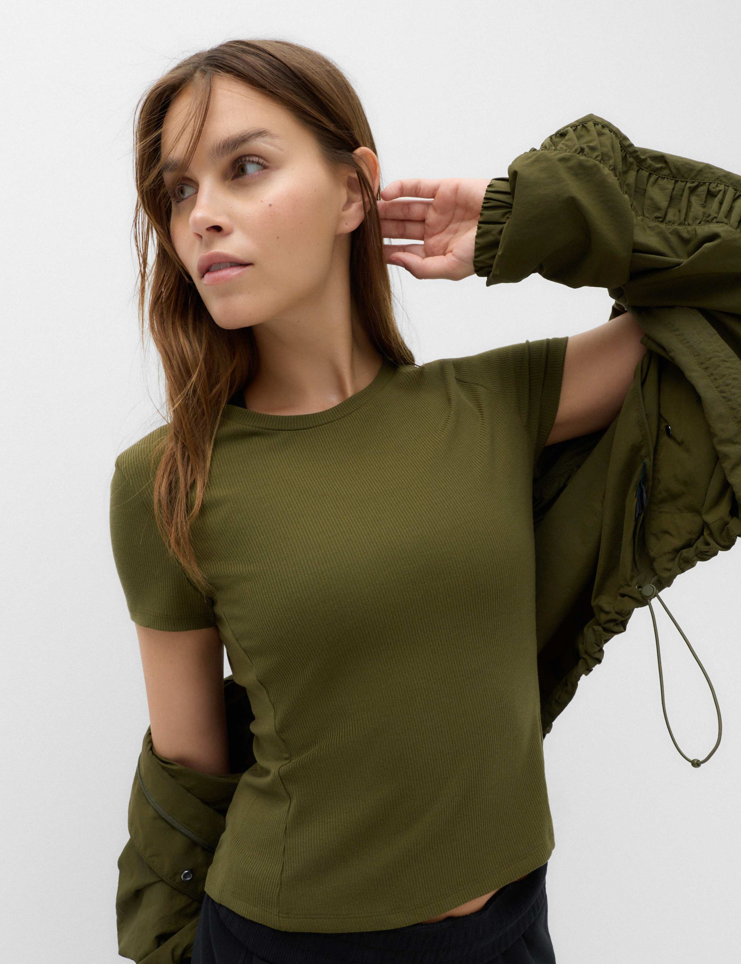 Modal Rich Rib Round Neck Fitted T-Shirt