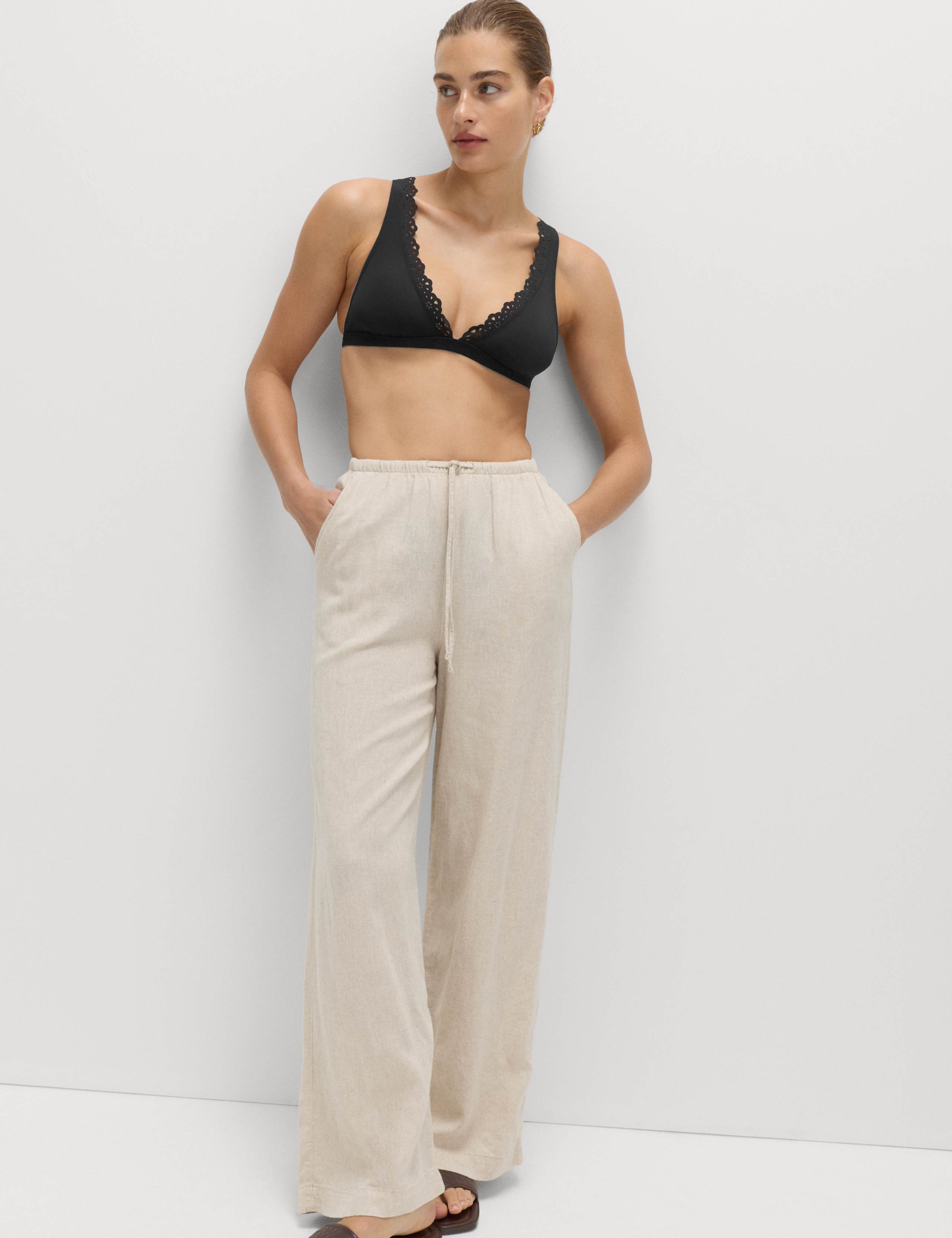 Broderie Trim Sculpt Padded Plunge Bikini Set 6 of 6