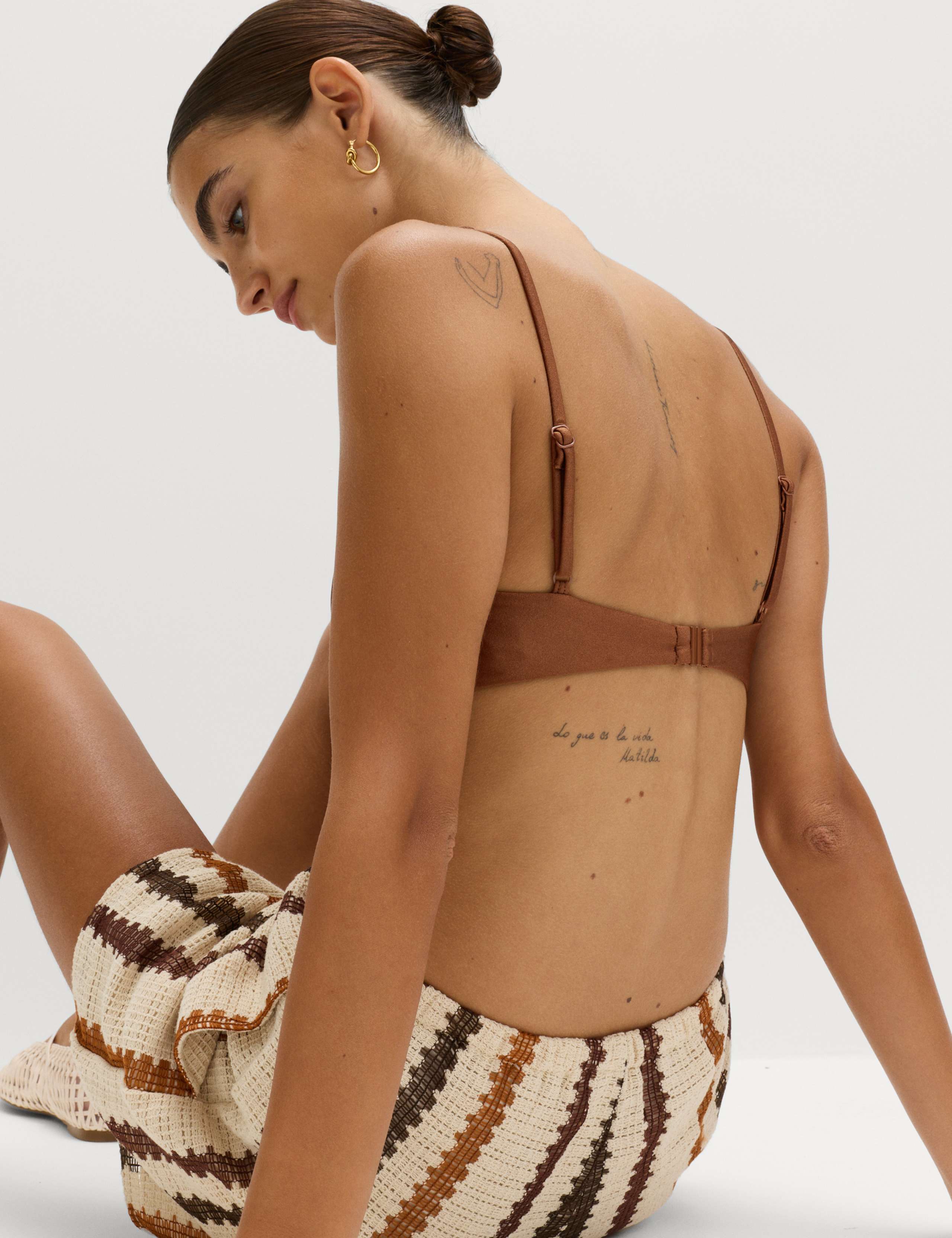 Trim Detail Plunge Bikini Set 2 of 5