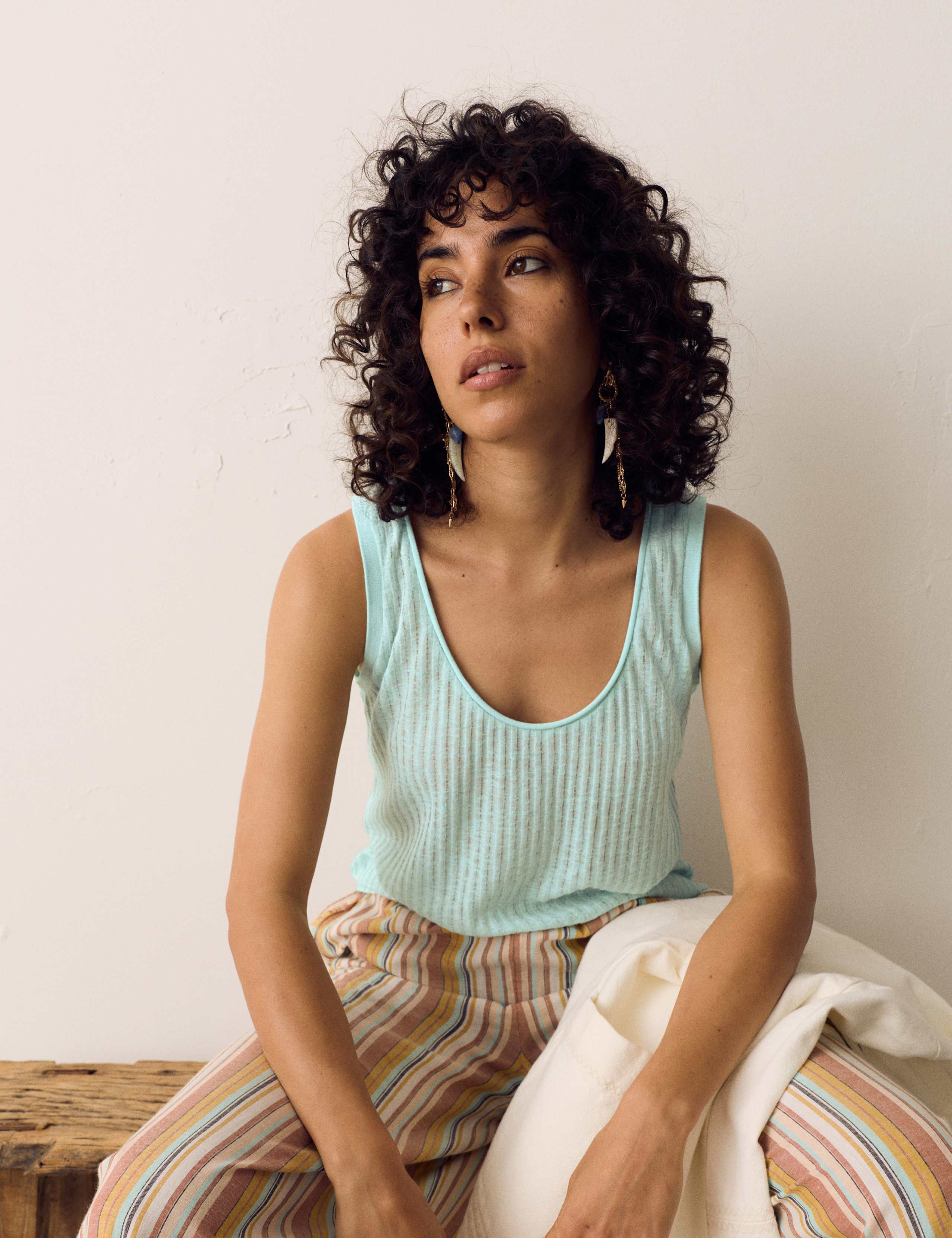 Textured Jersey Scoop Neck Vest with Linen