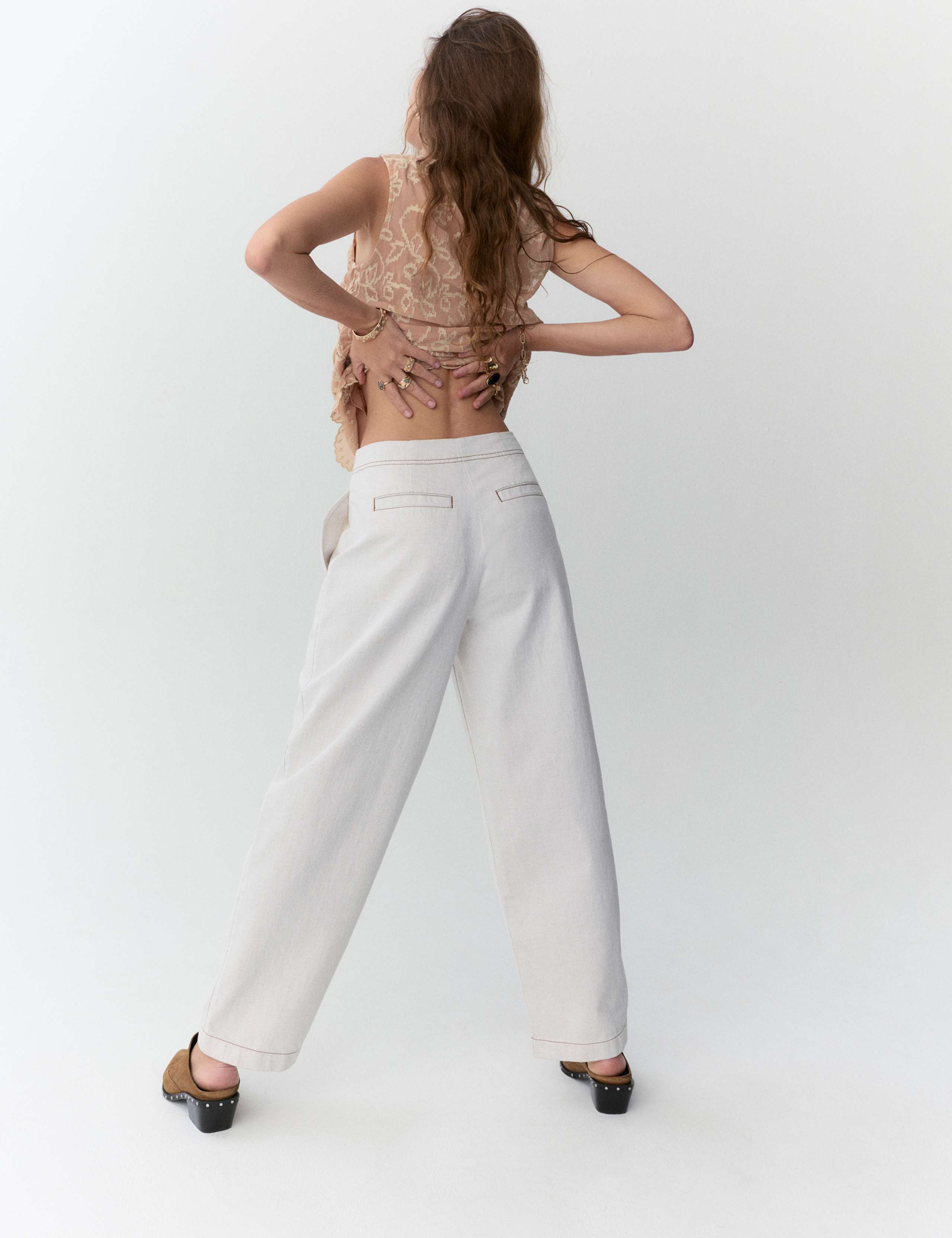 High Waisted Barrel Jeans