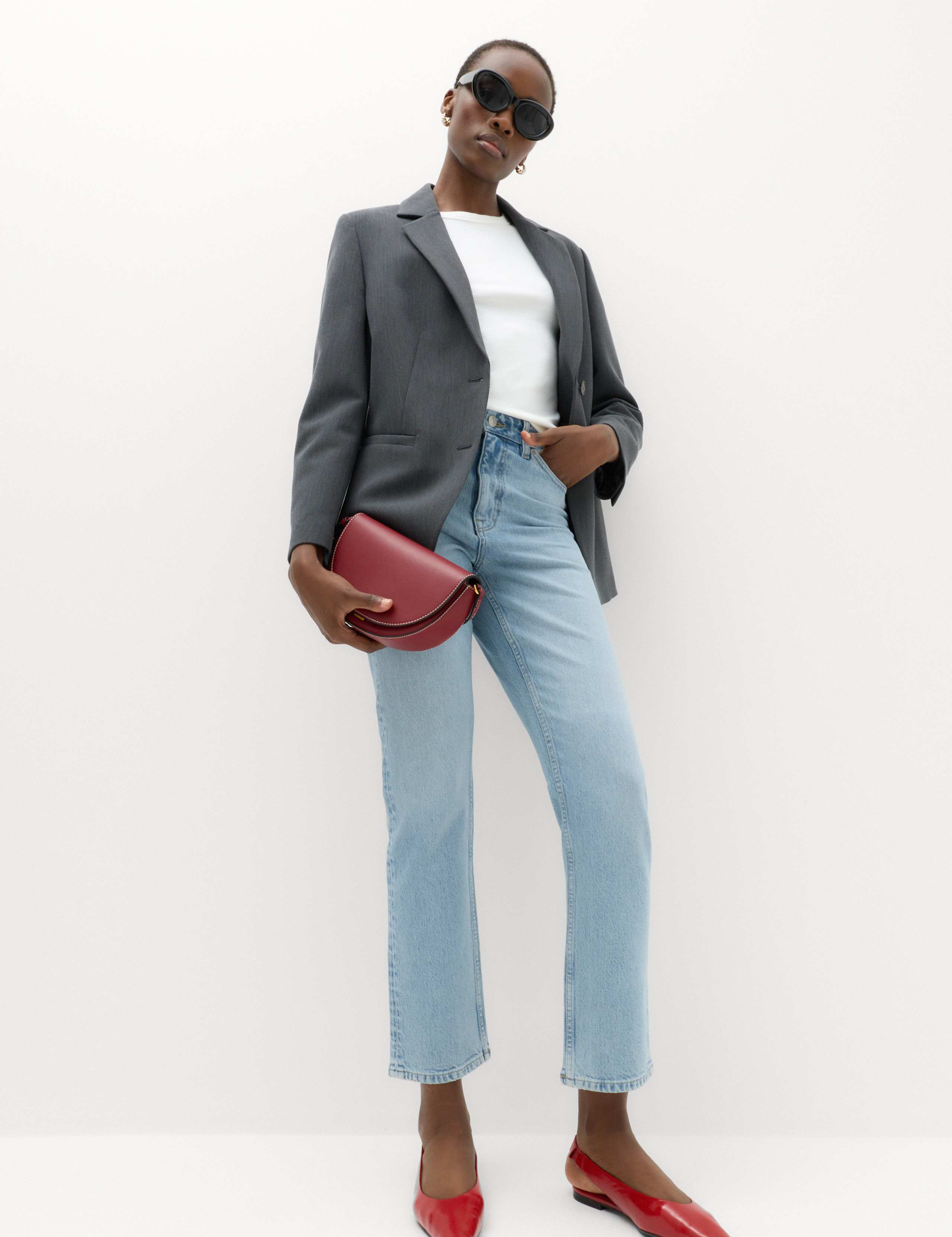 Mid Rise Straight Leg Ankle Length Jeans