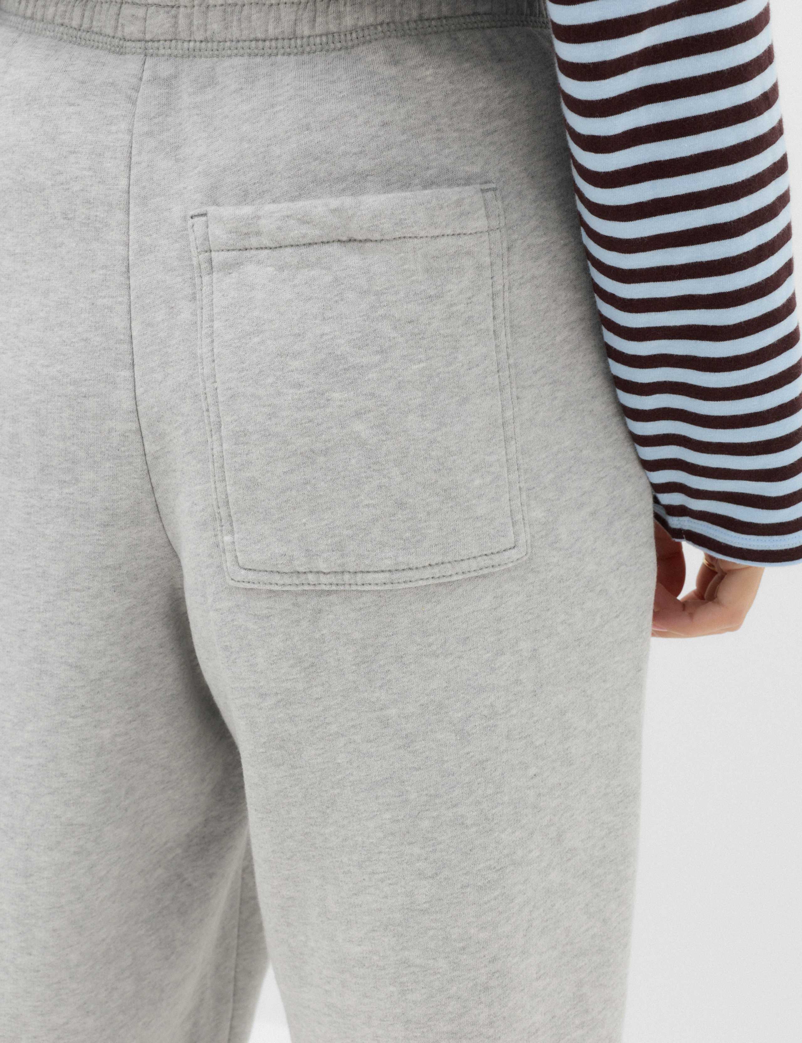Sweatshirt & Jogger Set 6 of 6