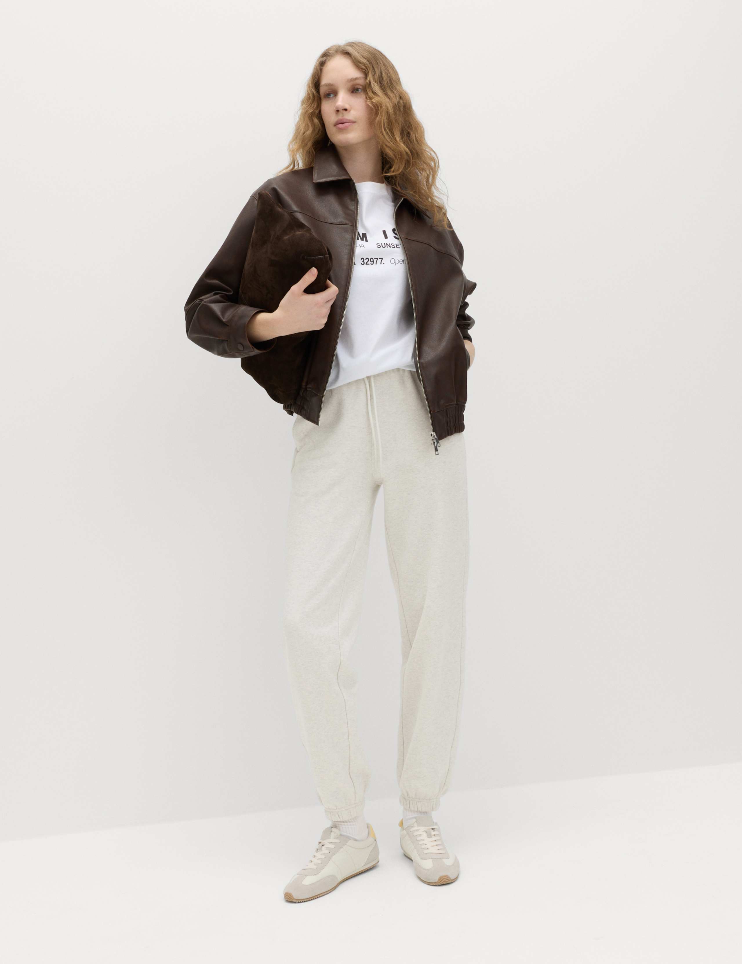 Sweatshirt & Jogger Set 6 of 6