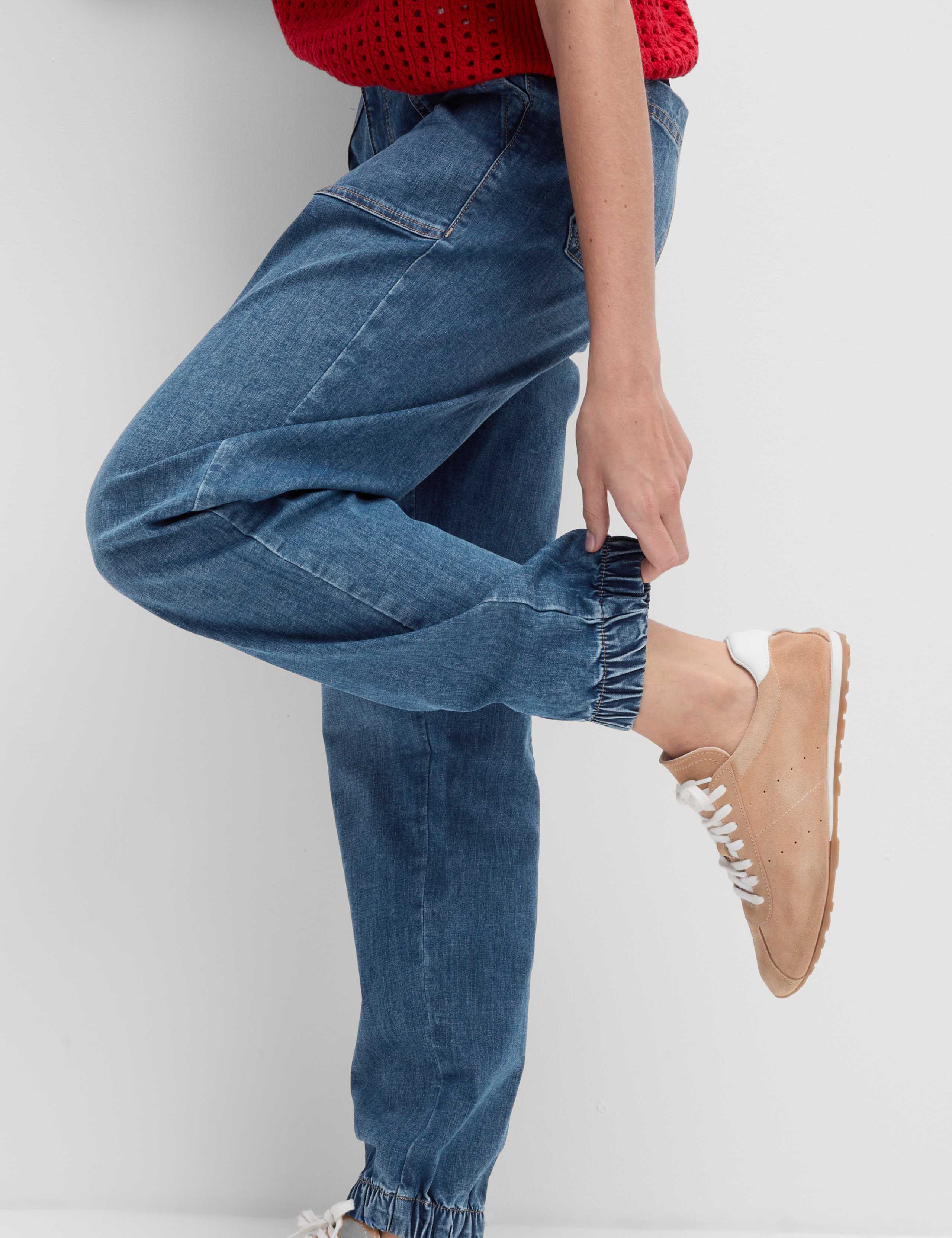 Cotton Blend Slim Fit Joggers