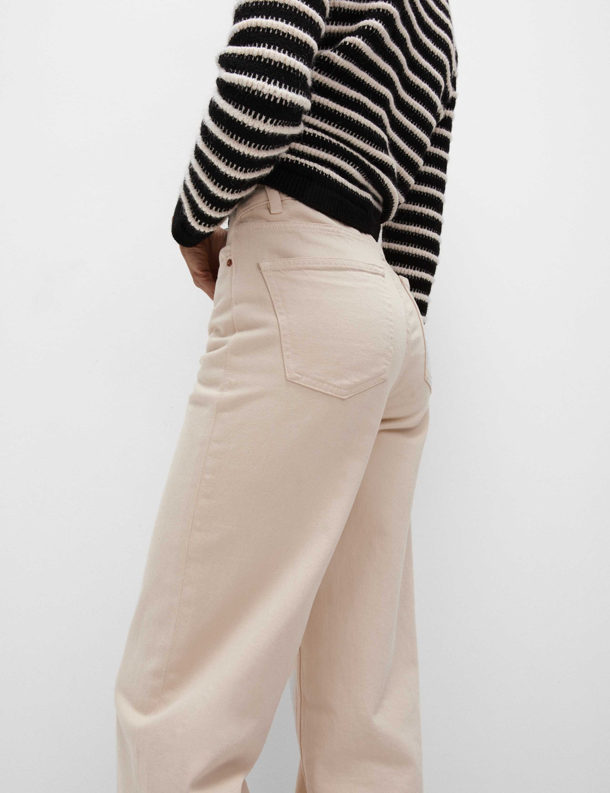 The Wide-Leg Jeans