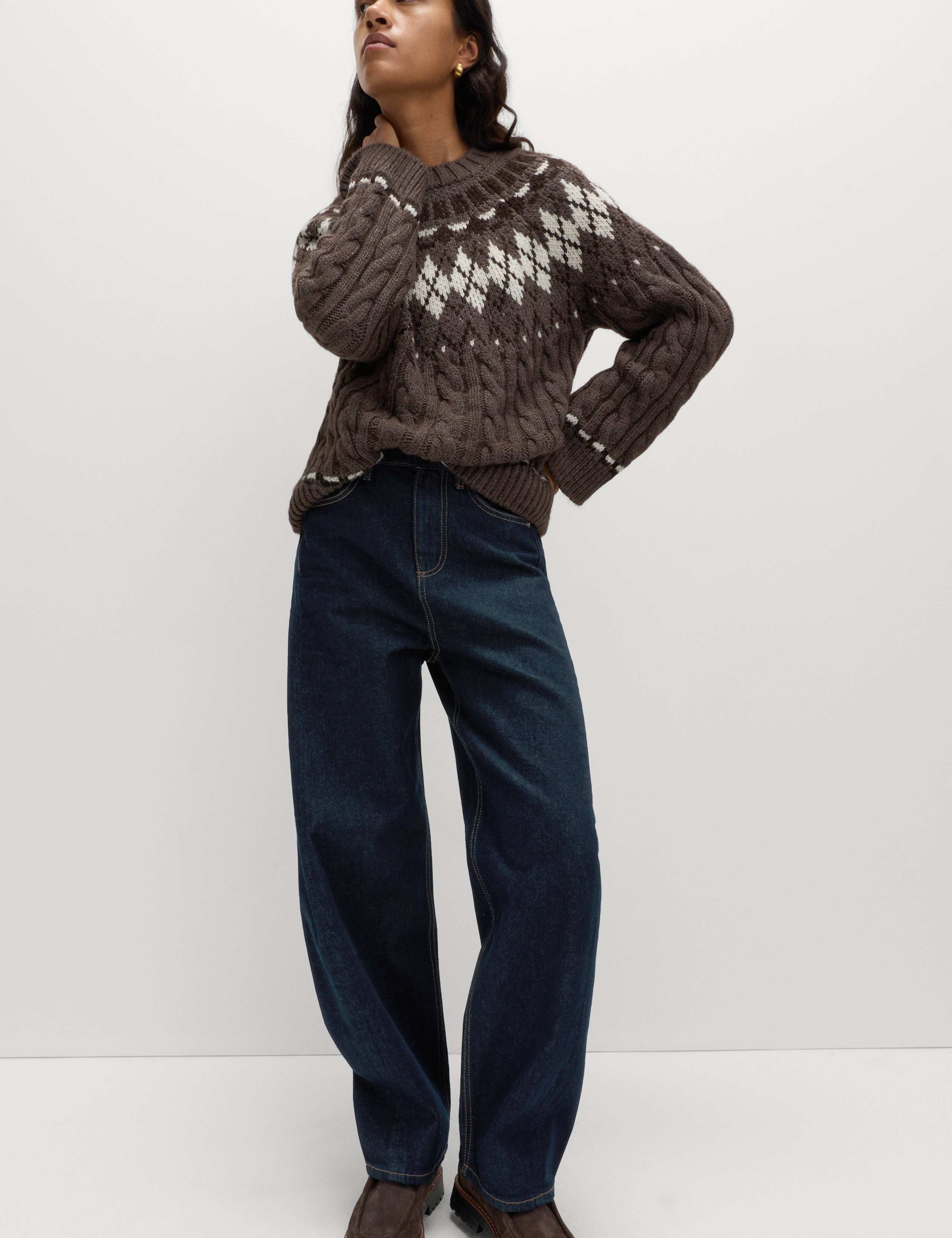 Mid Rise Barrel Jeans