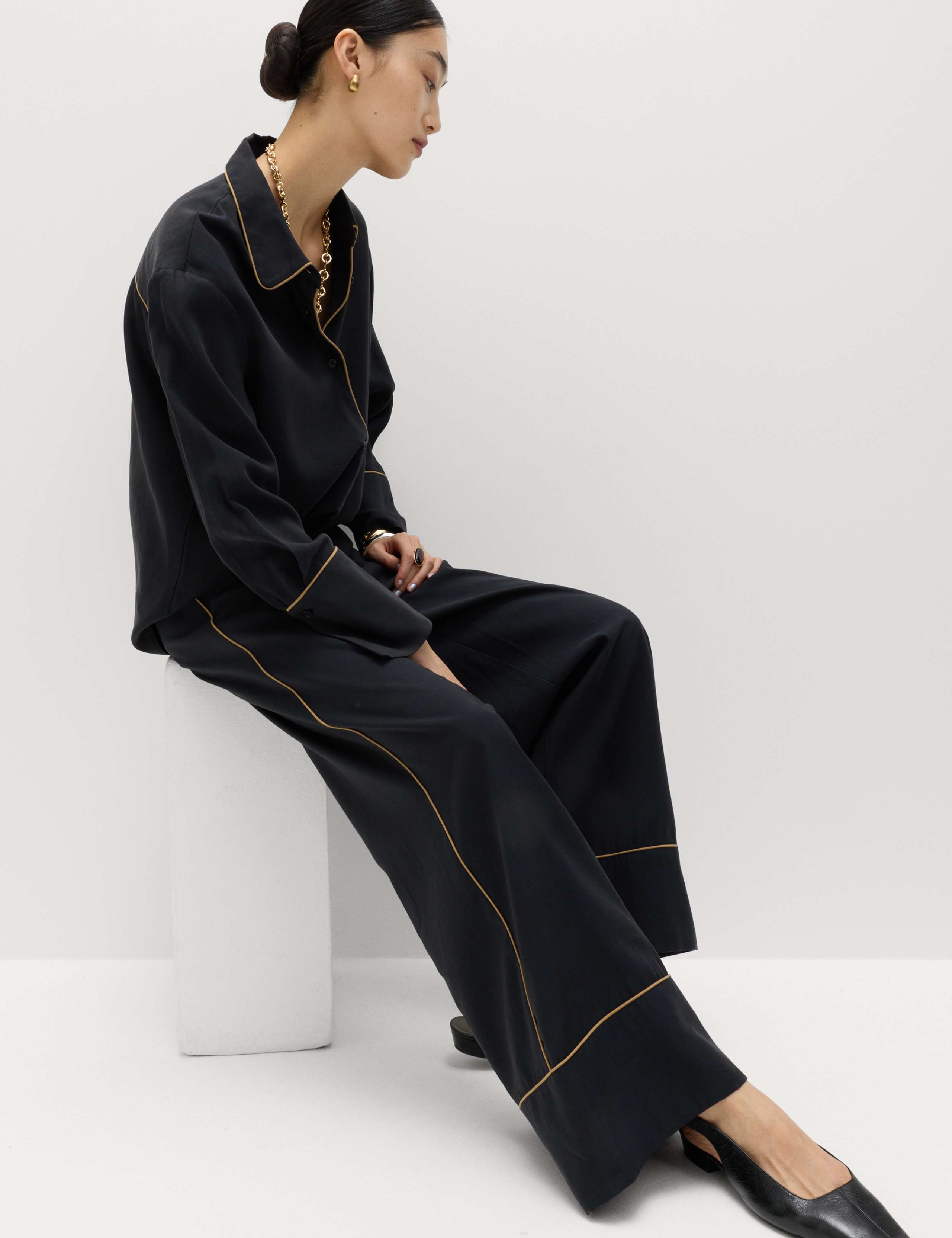 Contrast Trim Wide Leg Trousers