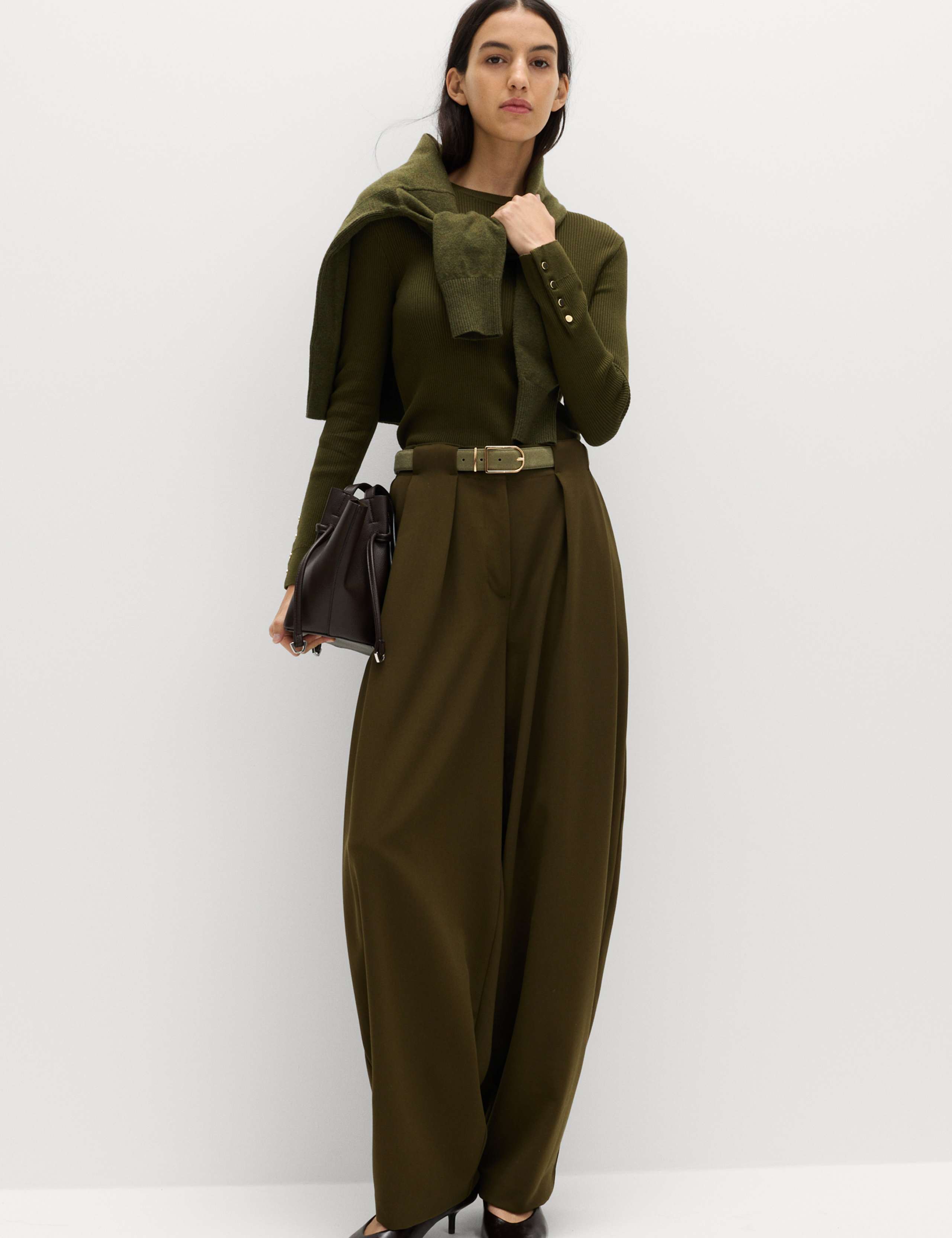 Horseshoe Pleat Front Tapered Trousers