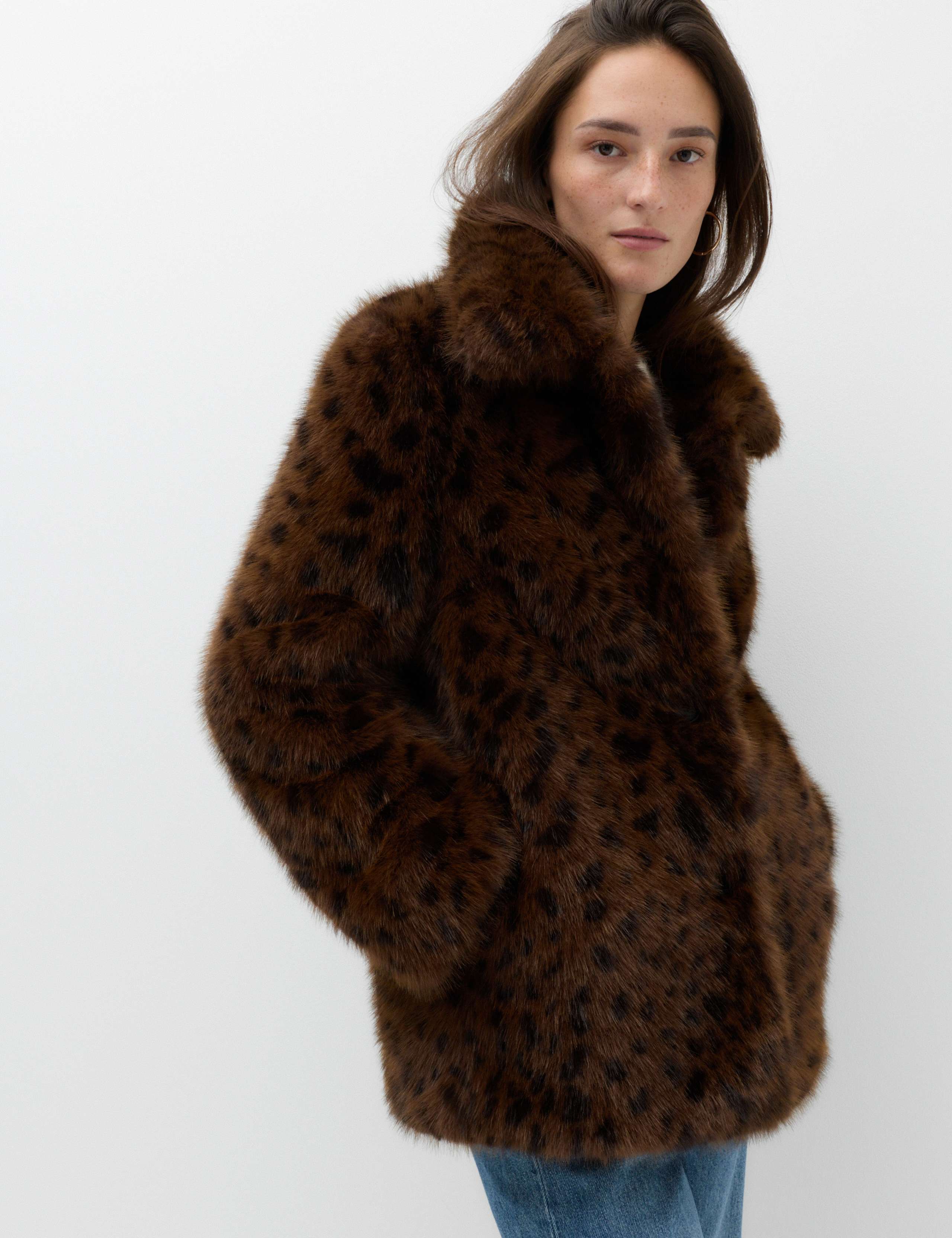 Faux Fur Leopard Print Collared Short Jacket