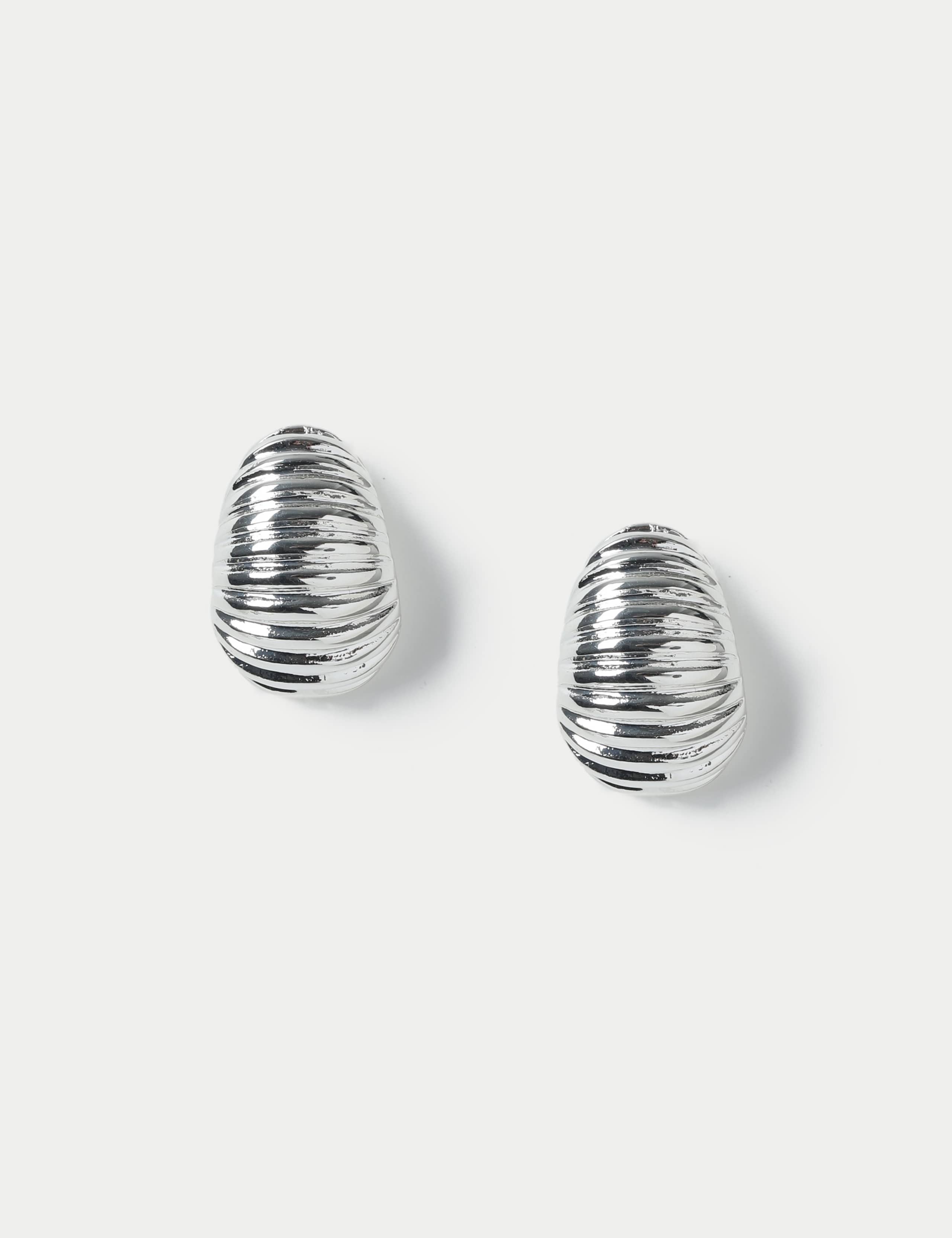 Horizontal Ridge Stud Earrings