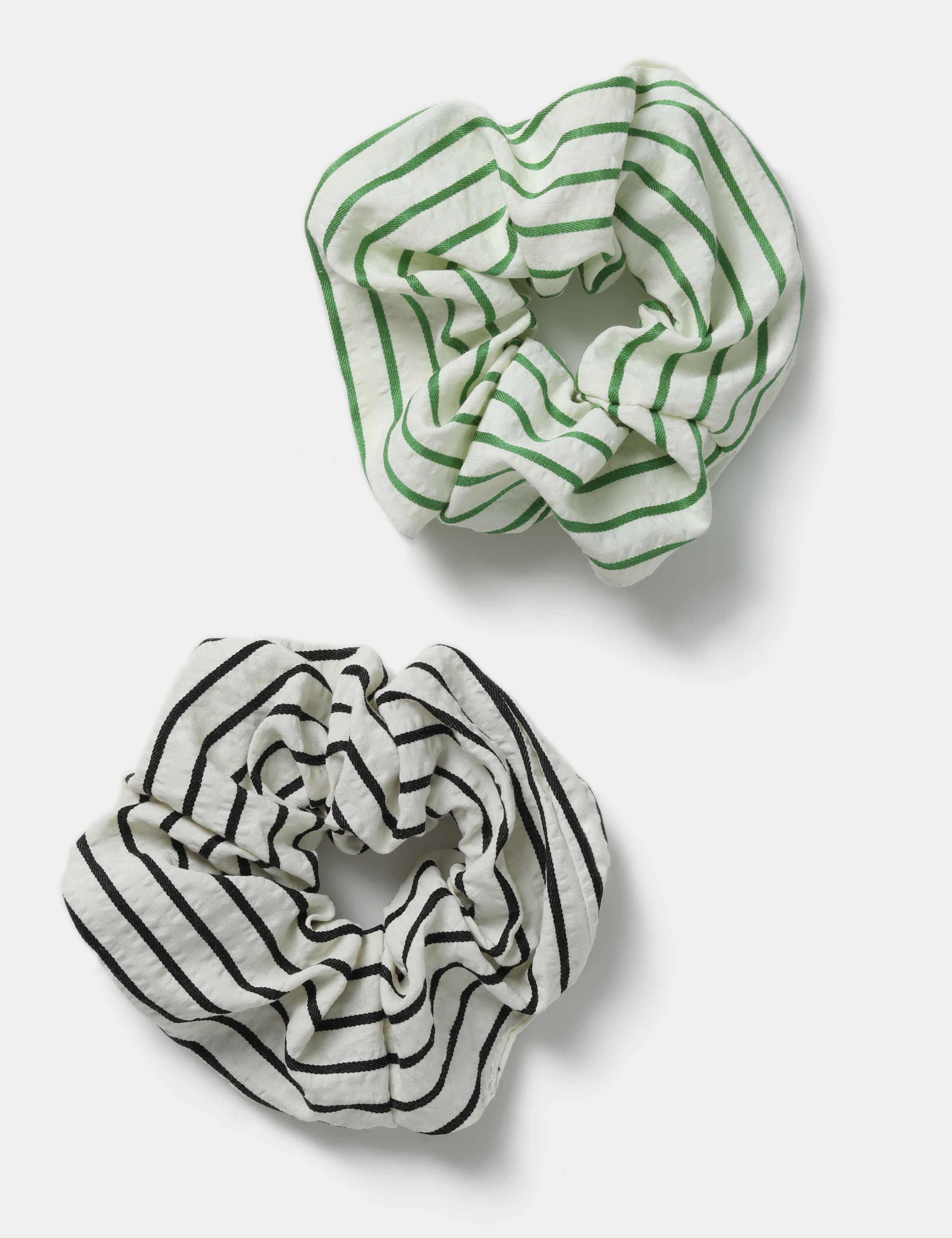 2 Pack Black and Green Hair Scrunchies