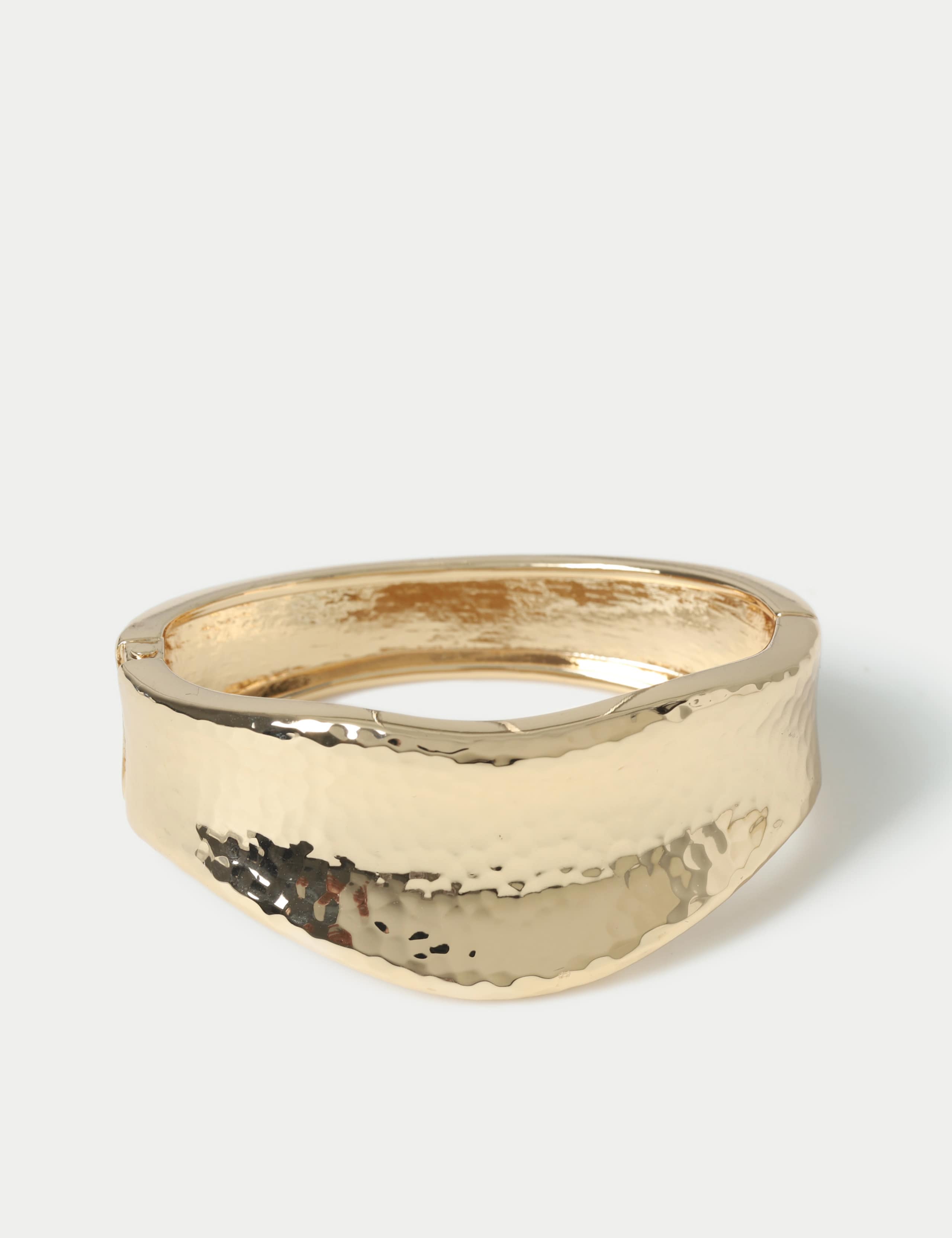 Textured Detail Cuff Wristwear