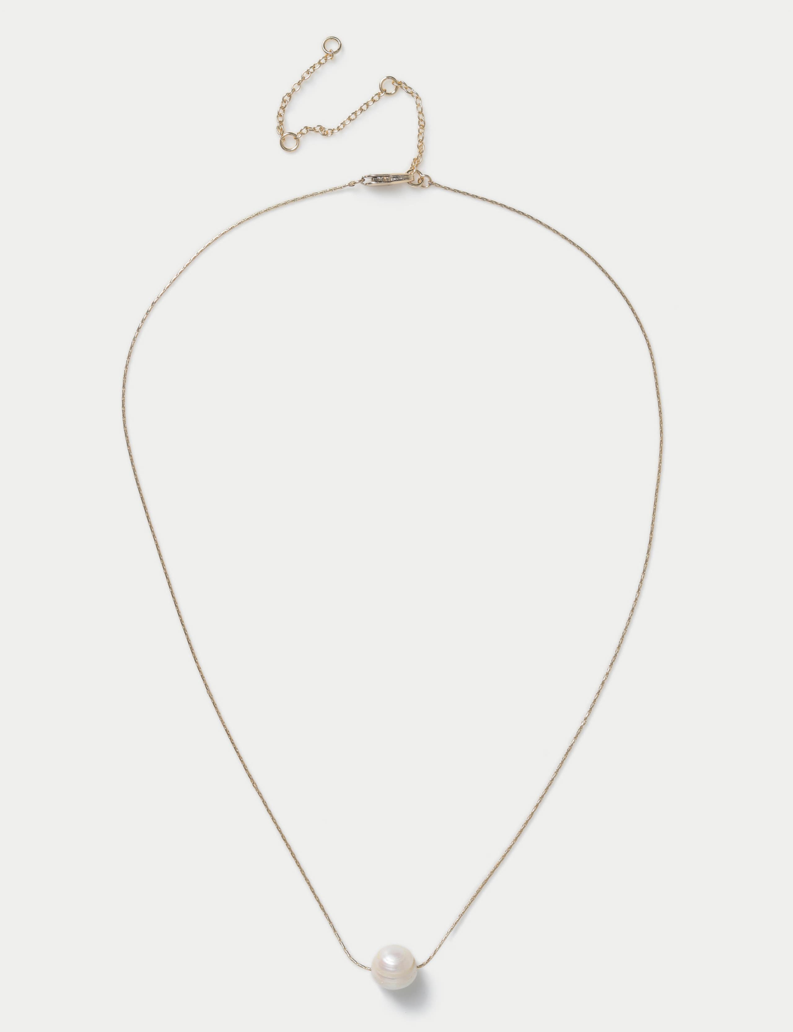 Gifting Pearl  Detail Neckwear