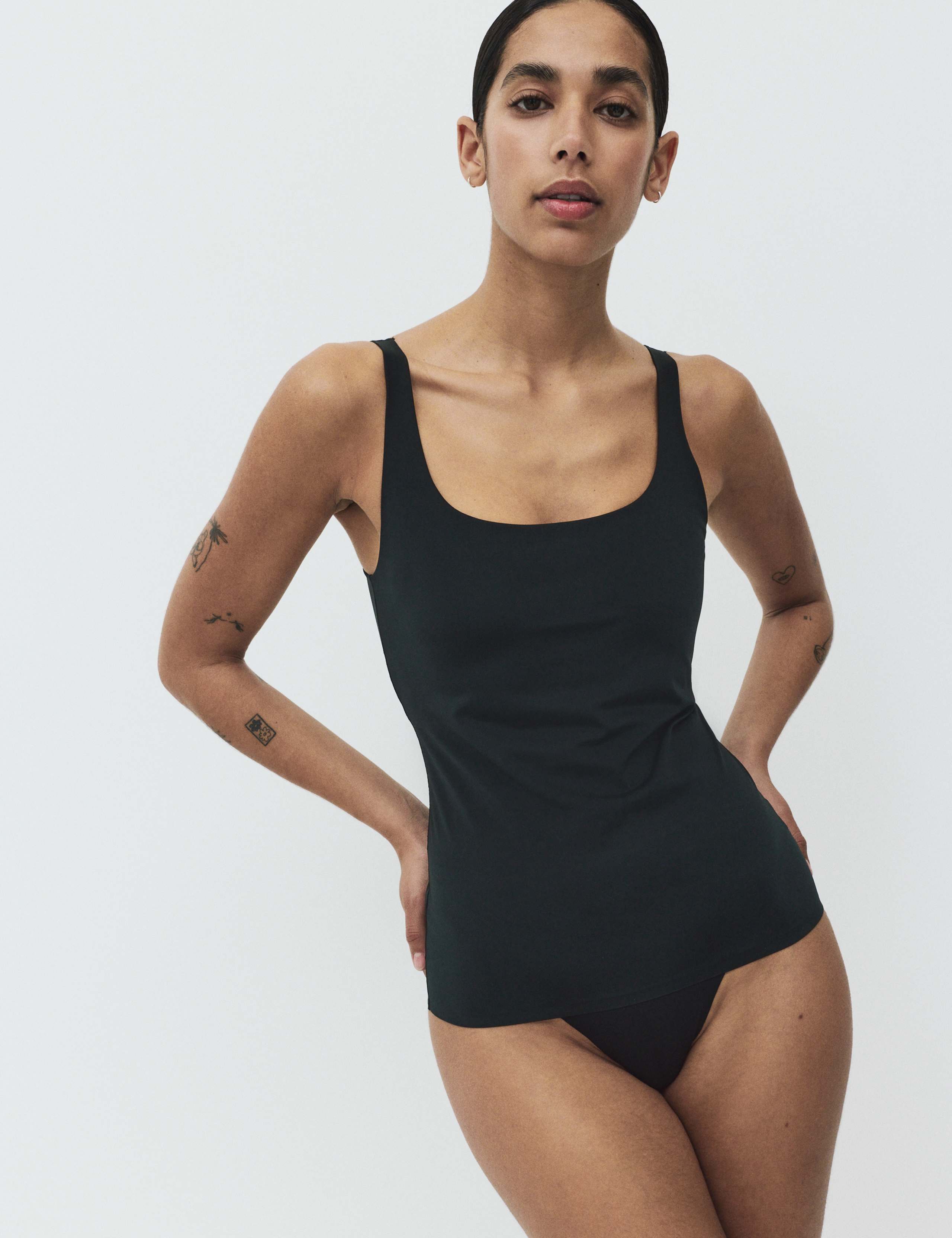 Body Invisibles™ Cupped Shaping Vest