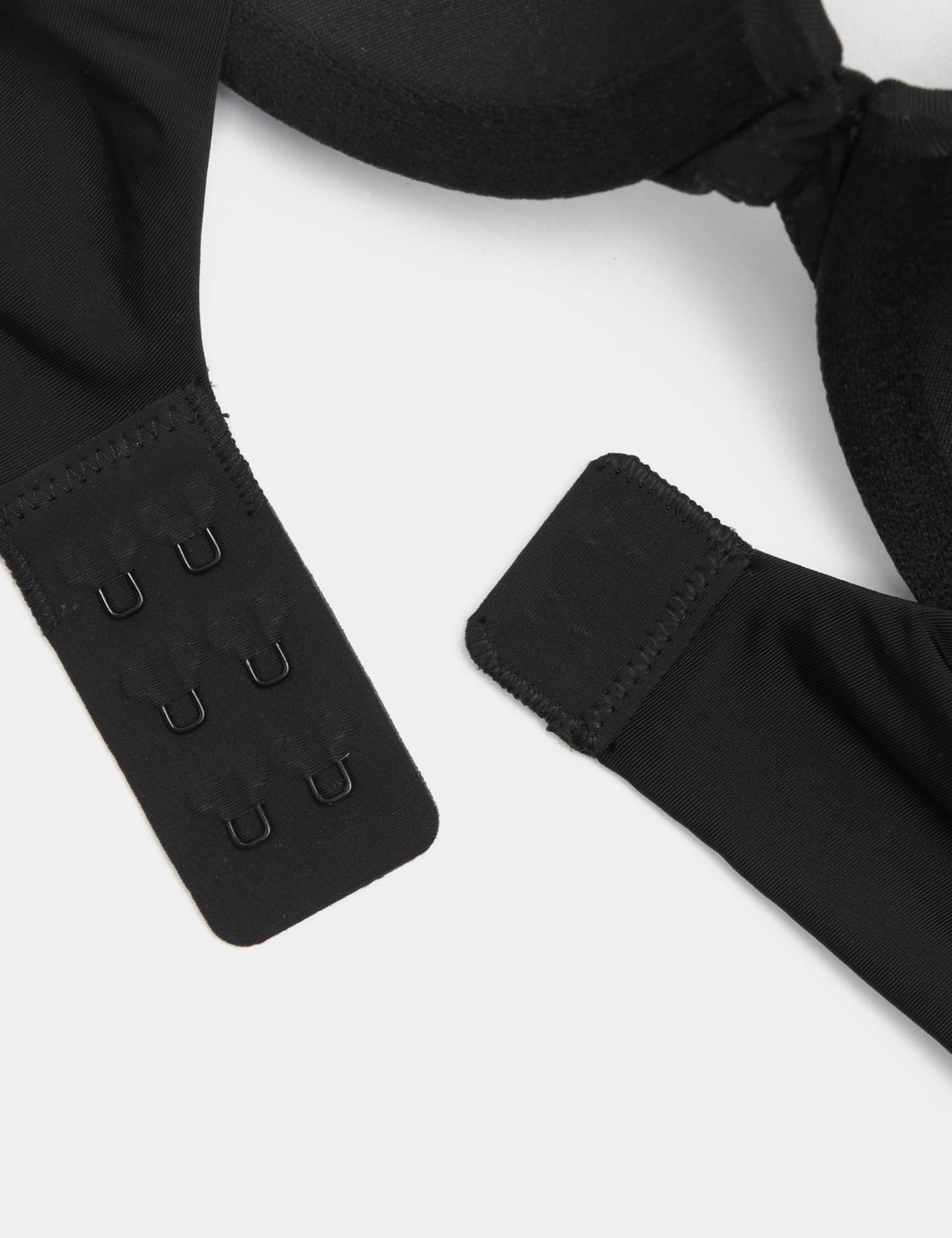 Body Invisibles™ Wired Plunge Bra Set A-E 6 of 6