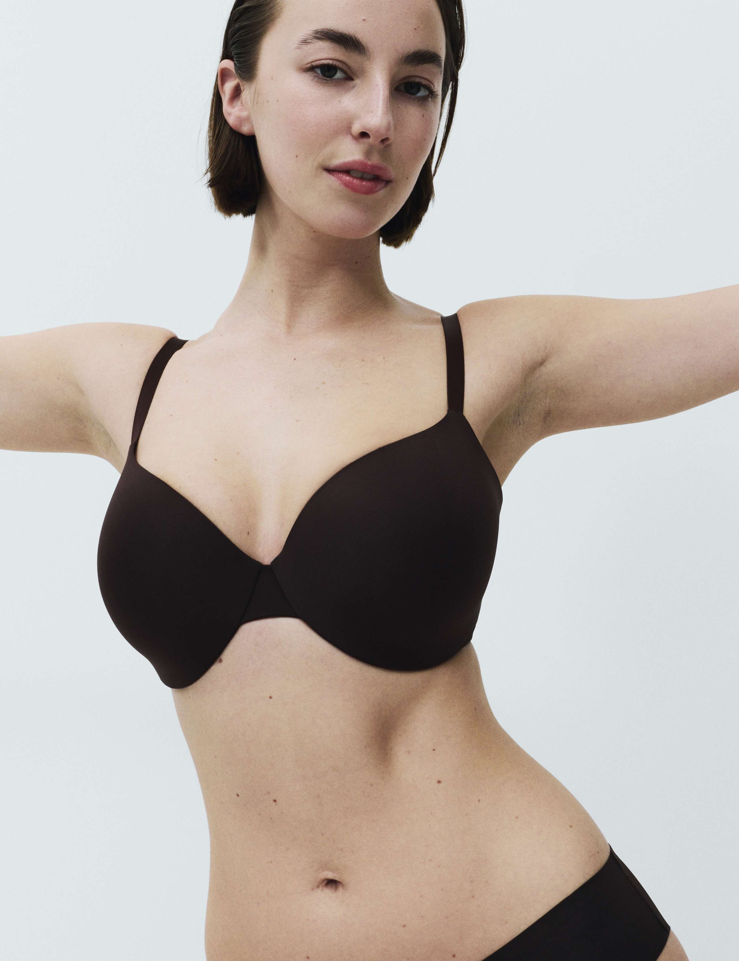 Body Invisibles™ Wired Demi Cup Bra (F+)