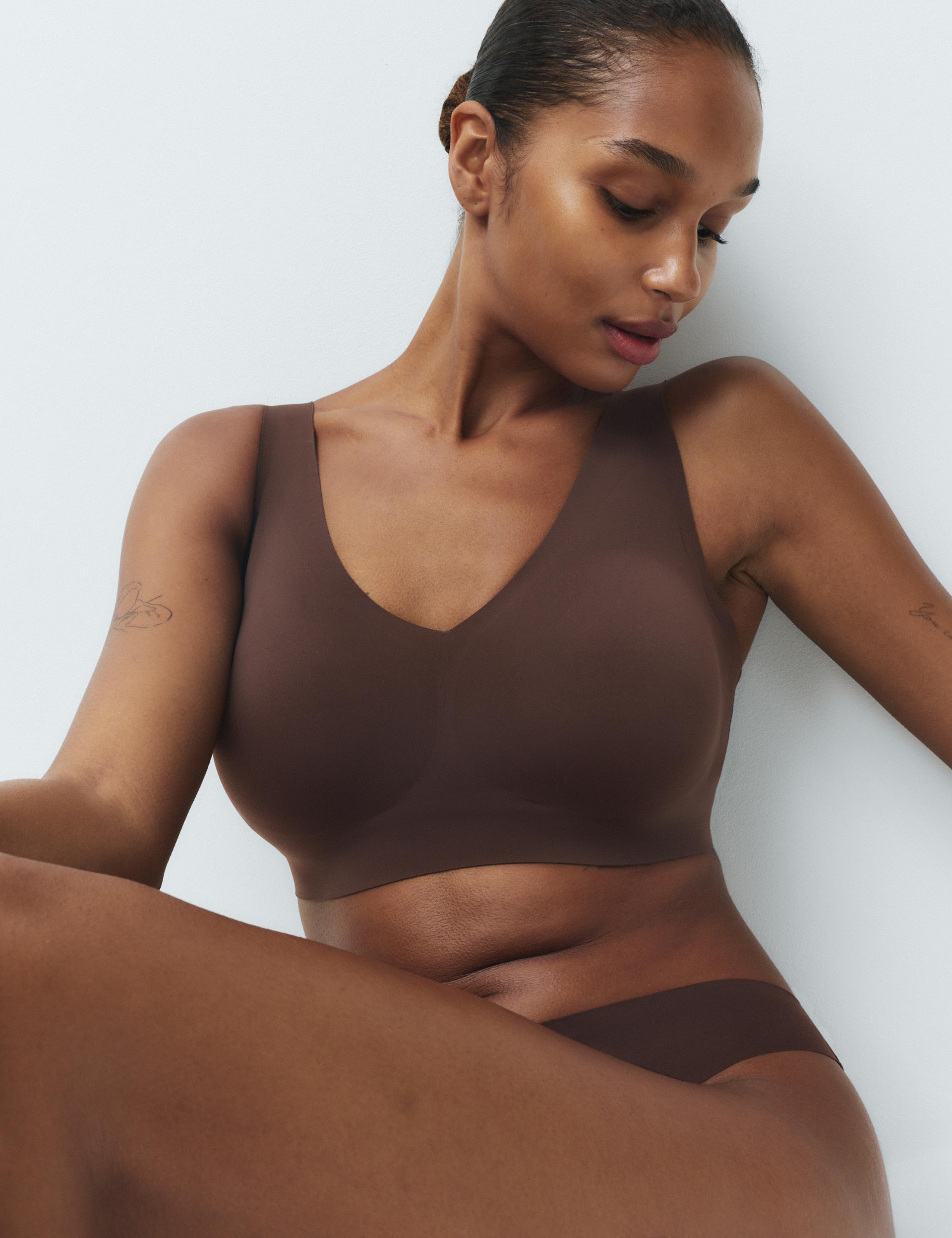 Body Invisibles™ V-Neck Crop Top F+