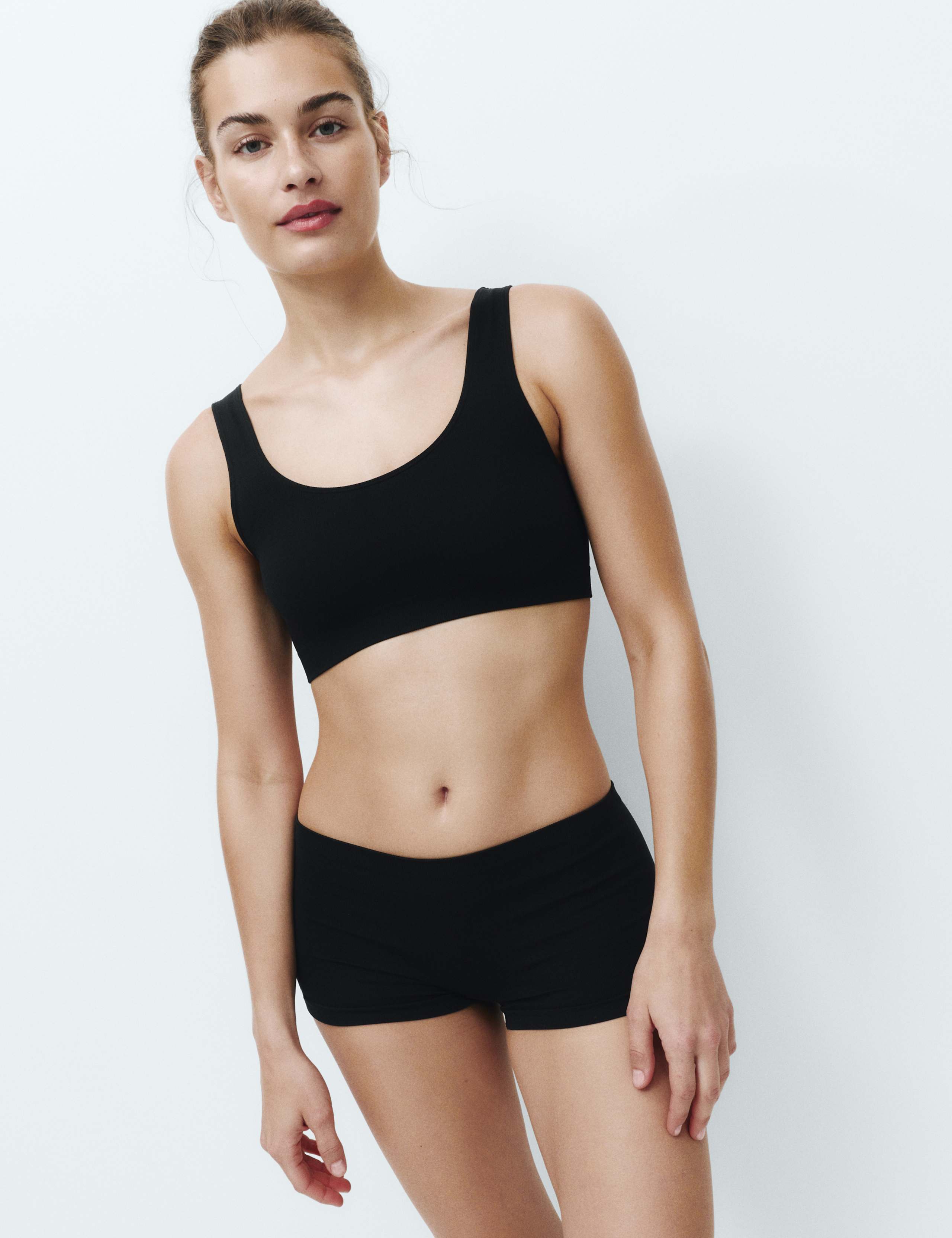 3pk Seamless Non Wired Crop Tops Set 1 of 4