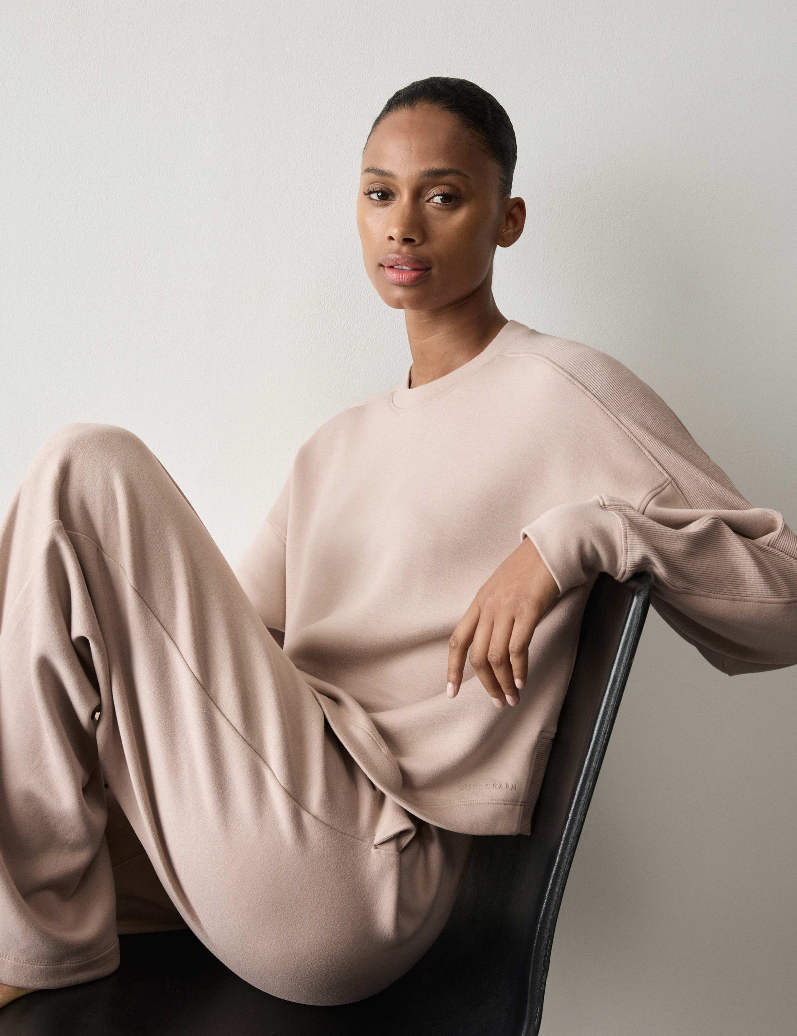 Scuba Lounge Sweatshirt & Bottom Set 6 of 6